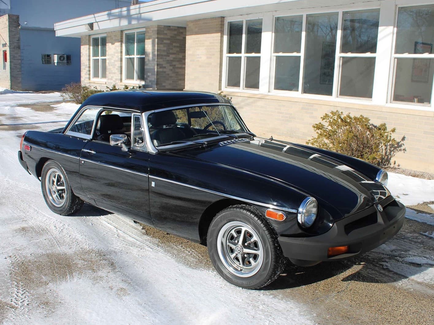 1979 MG MGB sold for $5,000