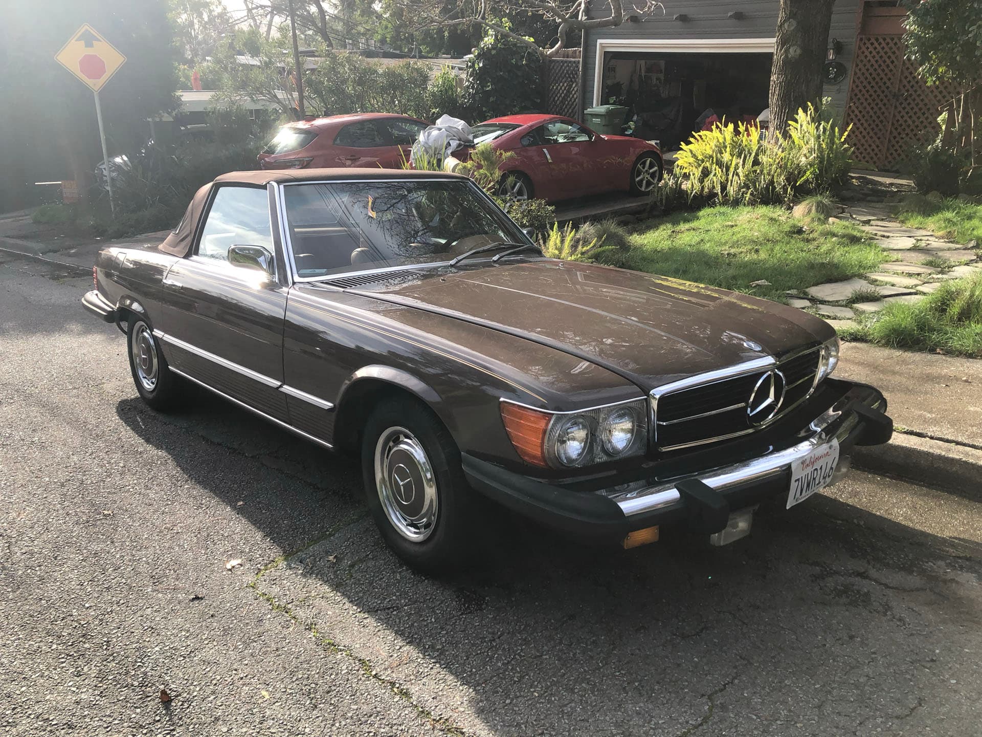 1975 Mercedes-Benz 450SL sold for $12,000
