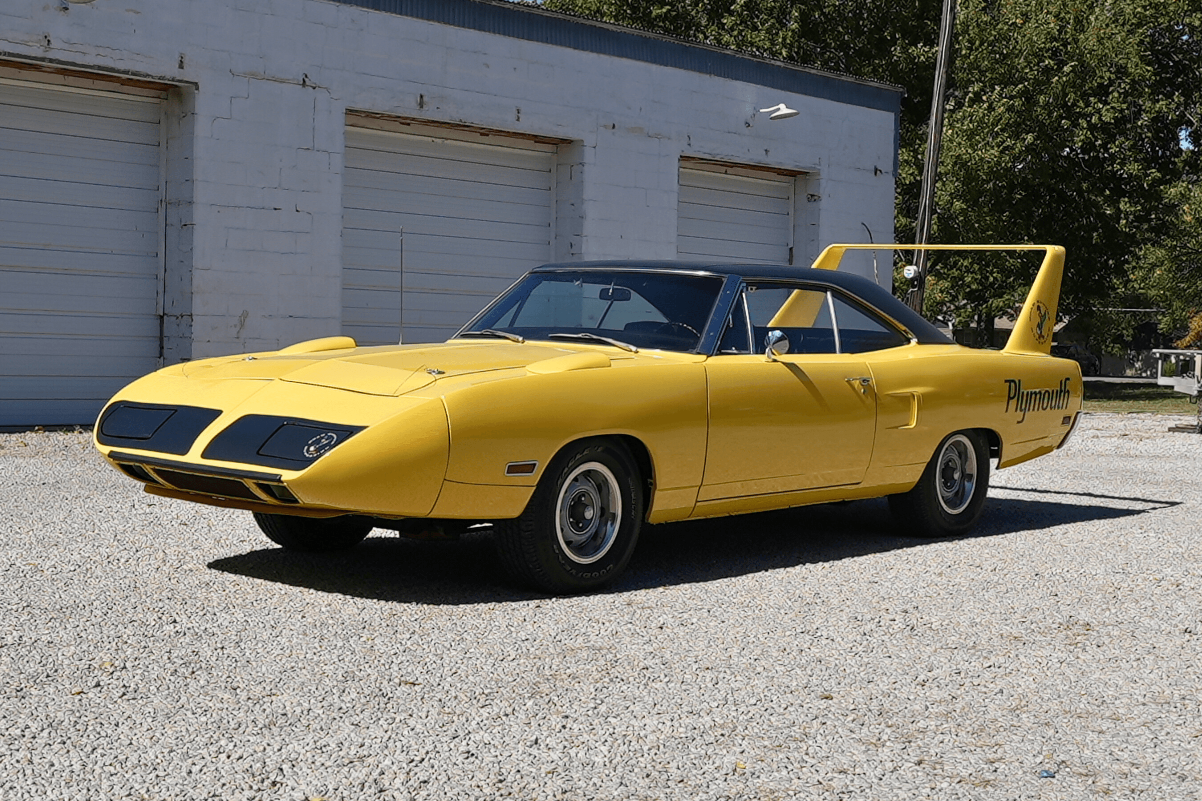 1970 Plymouth Superbird sold for $177,500