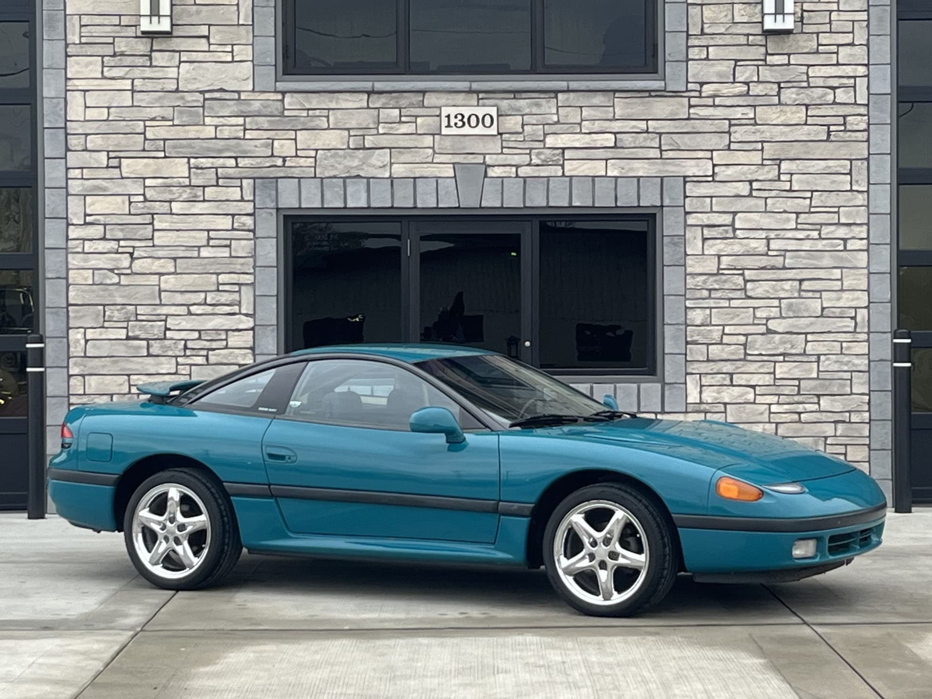 1993 Dodge Stealth sold for $4,600