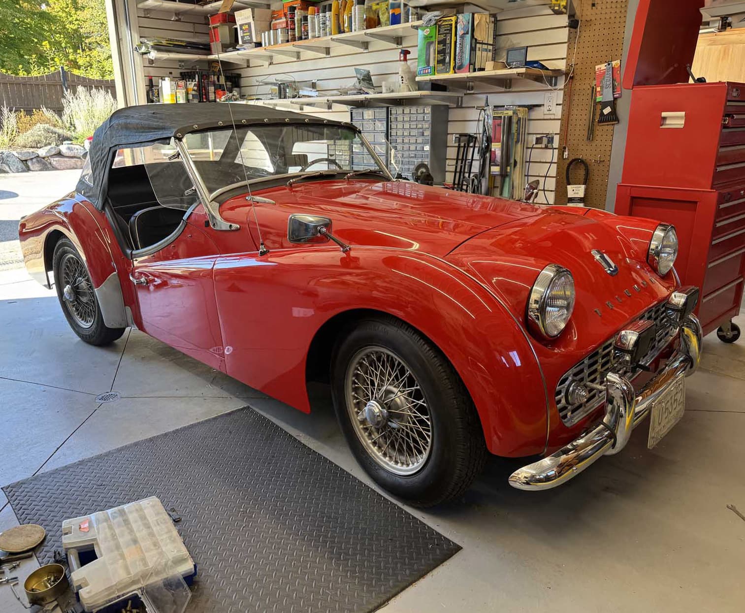1962 Triumph TR3B sold for $19,000