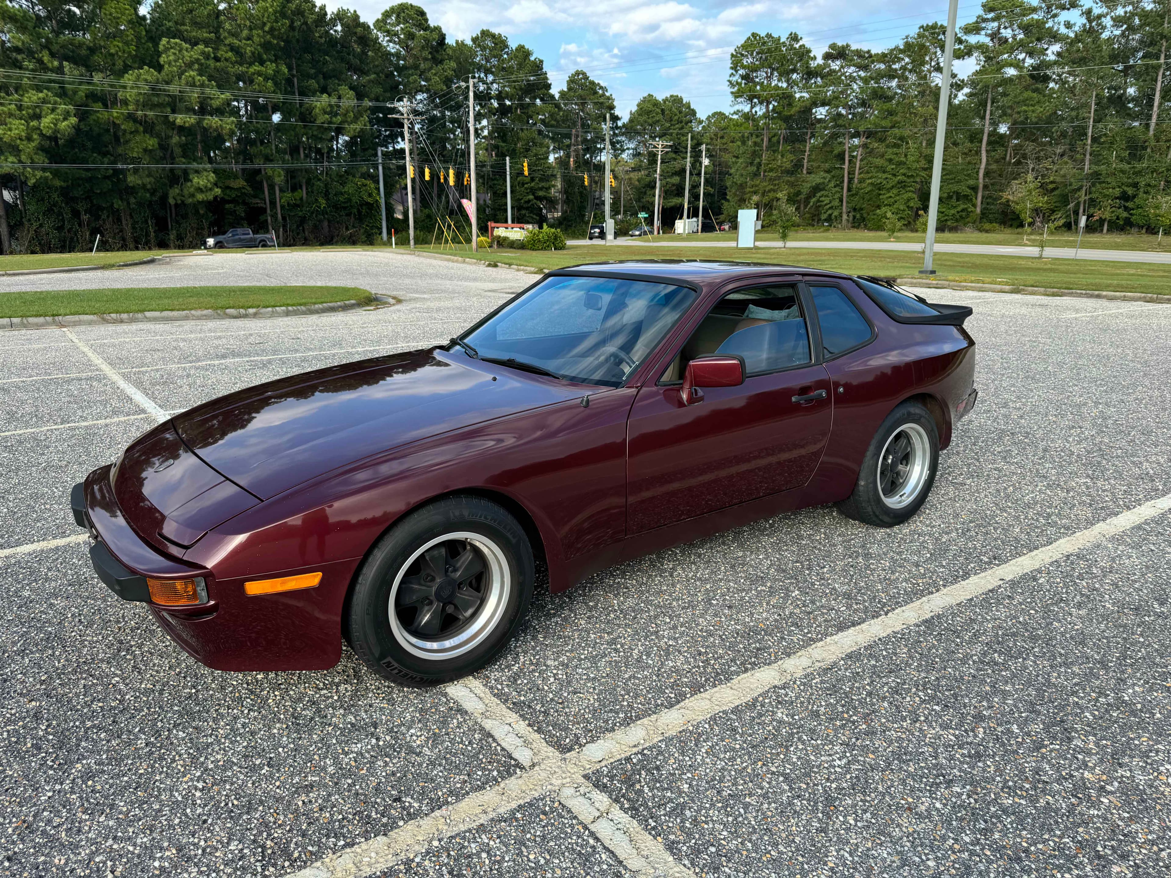 1984 Porsche 944 sold for $12,250
