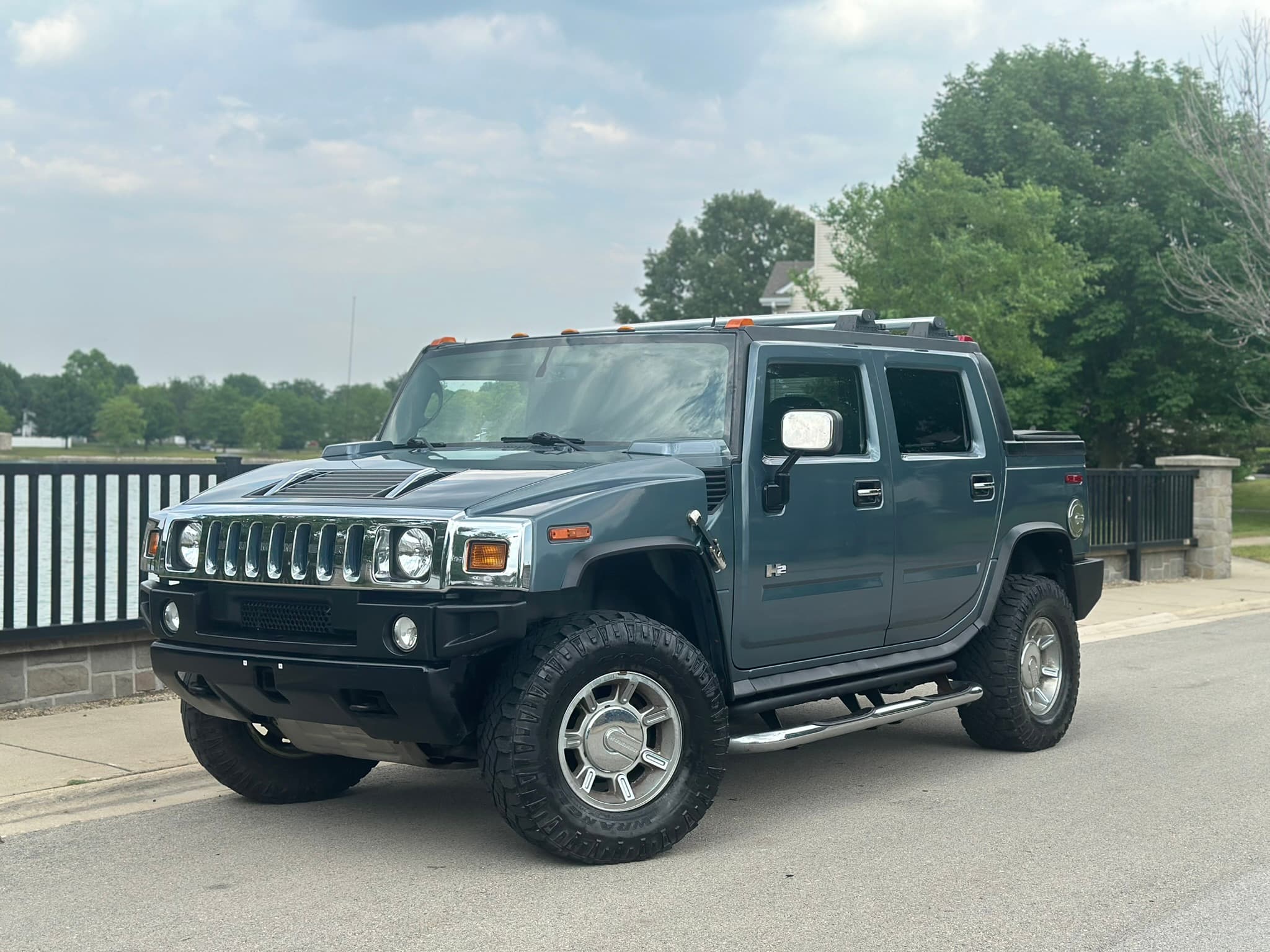 2005 Hummer H2 sold for $0