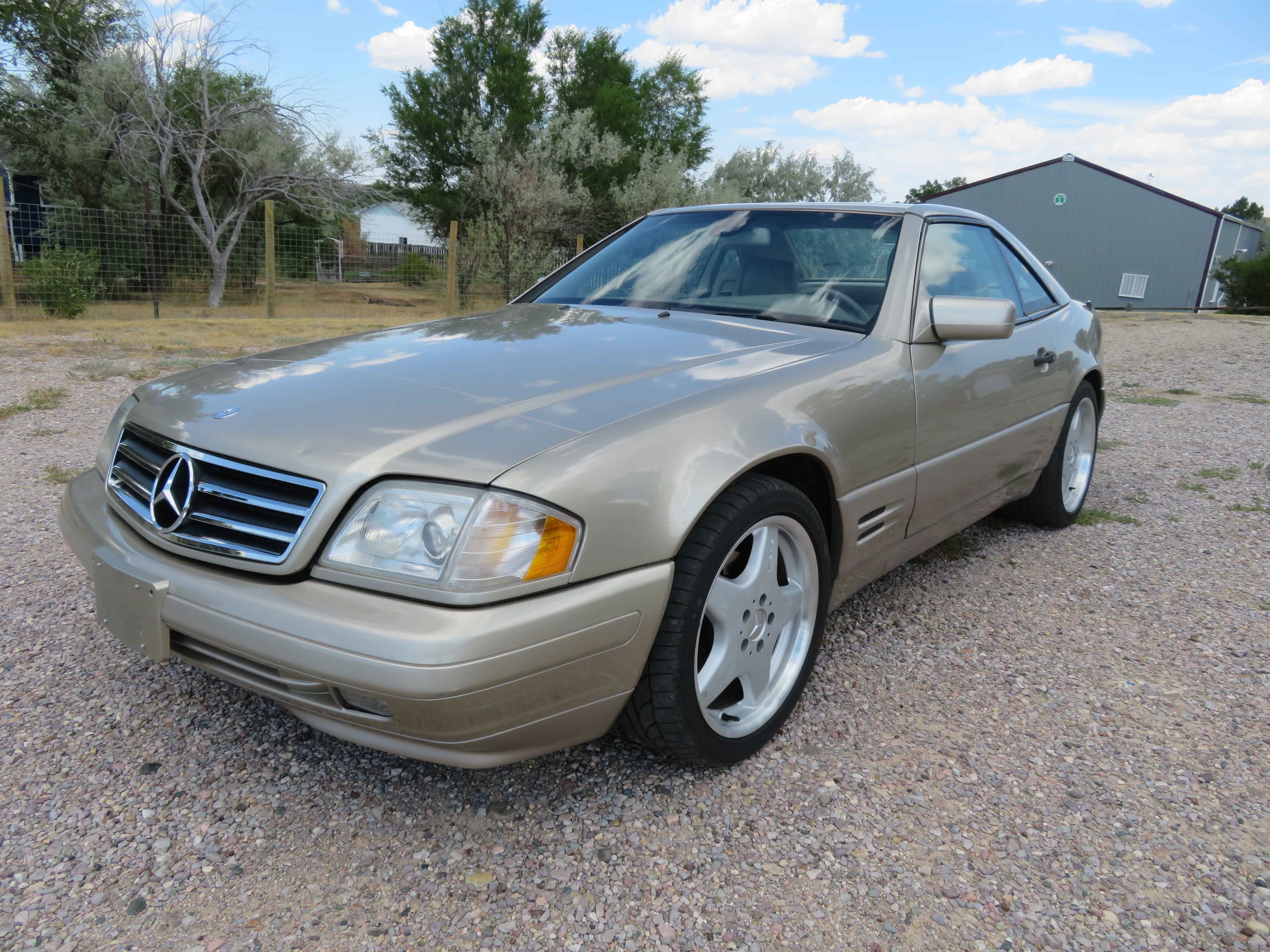 1998 Mercedes-Benz SL 500  sold for $0