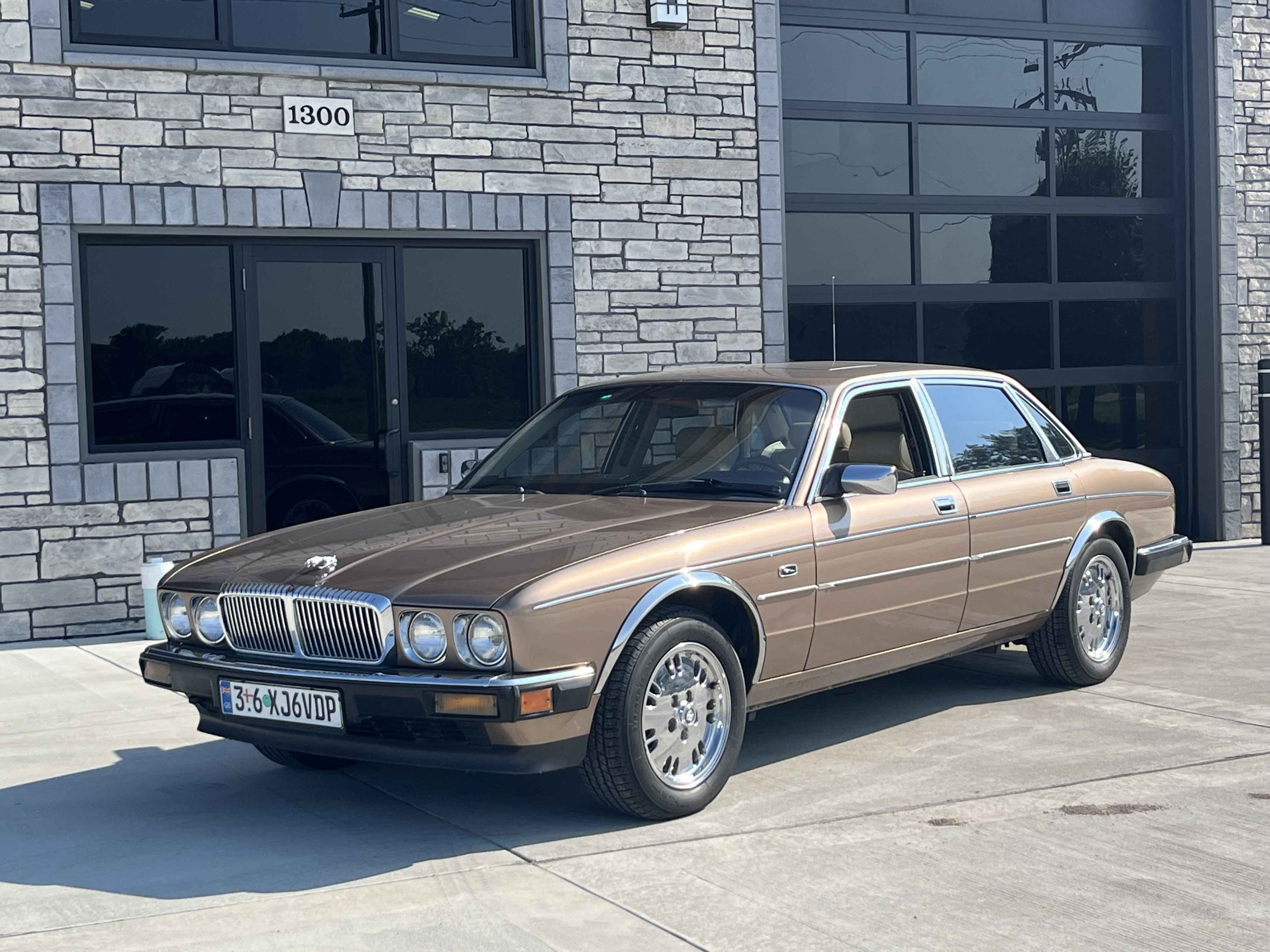 1989 Jaguar XJ6 sold for $6,500
