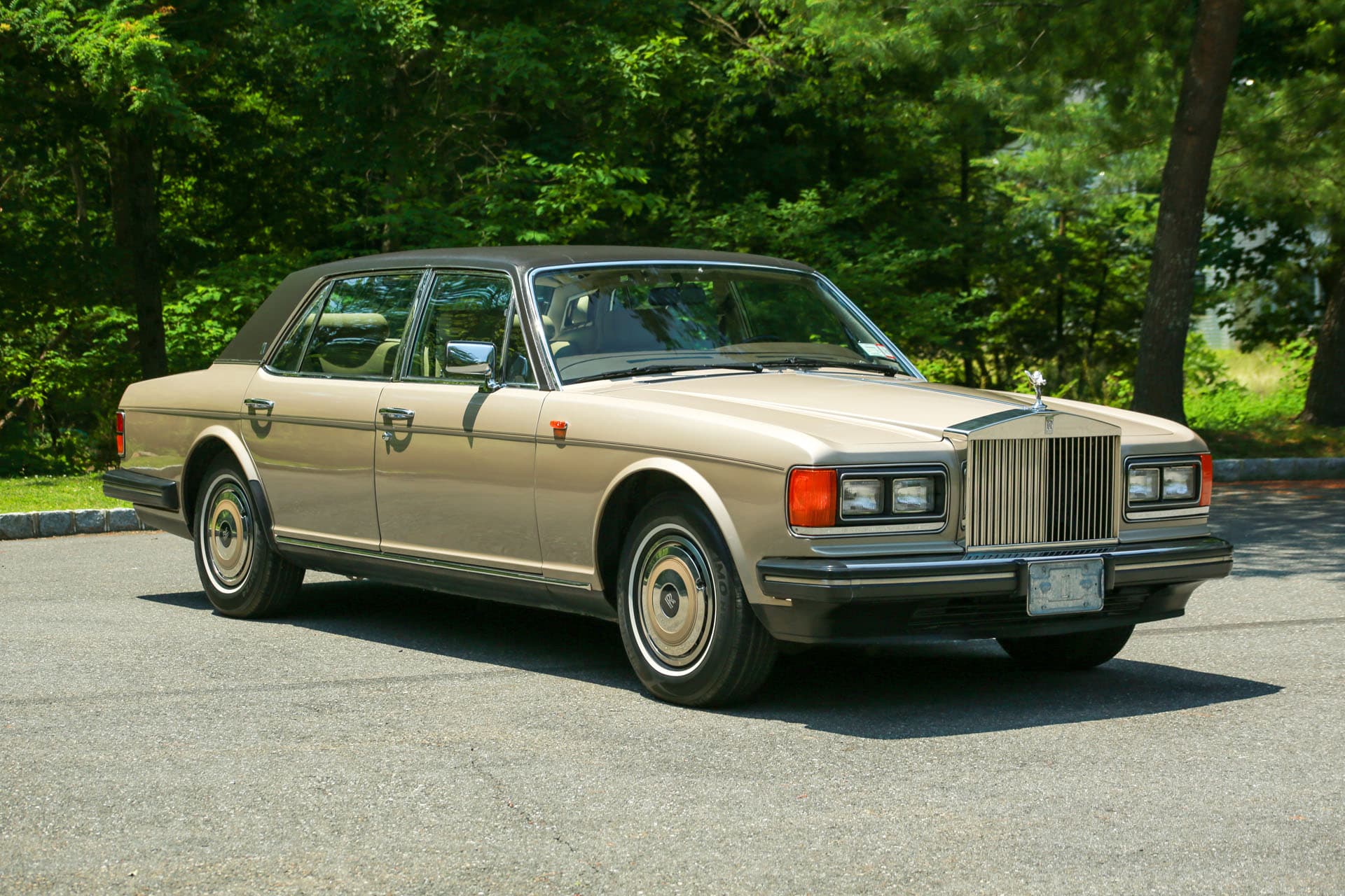 1988 Rolls-Royce Silver Spur sold for $22,500