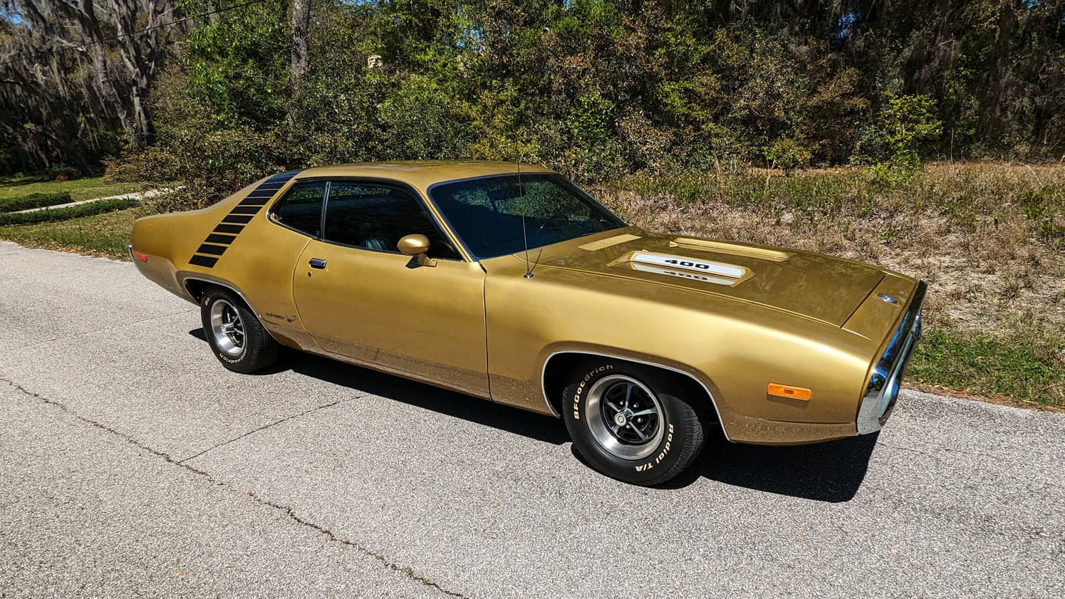 1972 Plymouth Road Runner sold for $30,000