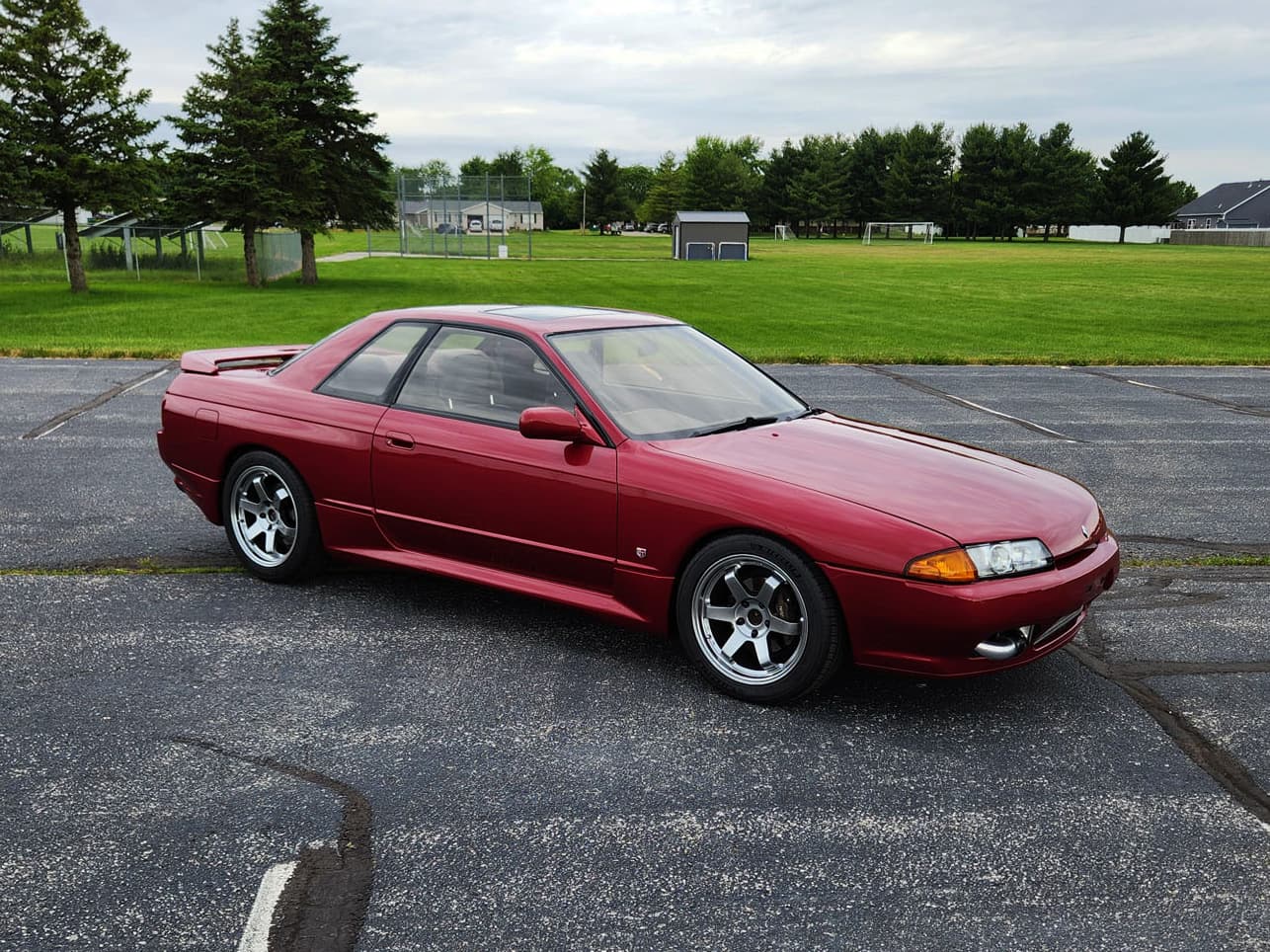 1990 Nissan Skyline GTS-t Type M sold for $0