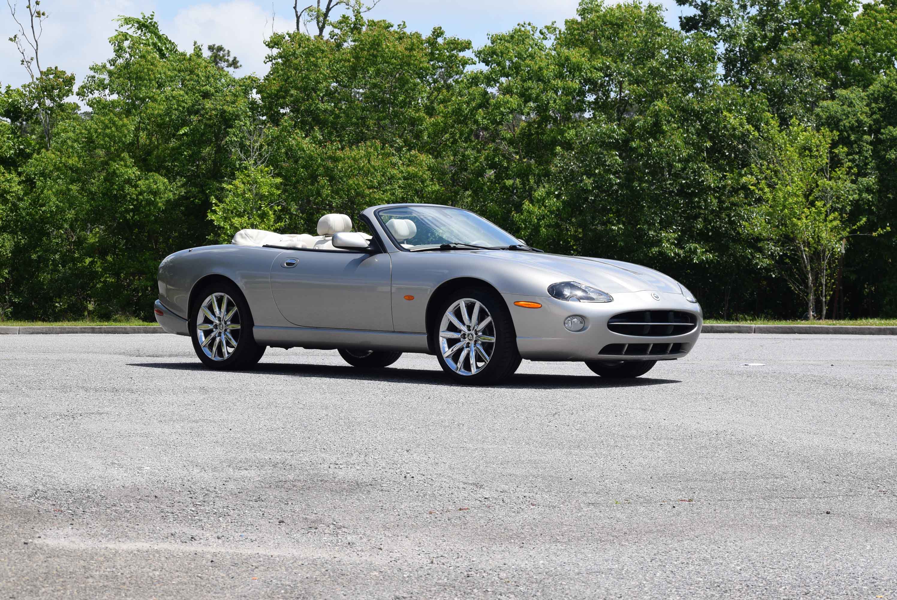 2006 Jaguar XK8 sold for $9,500