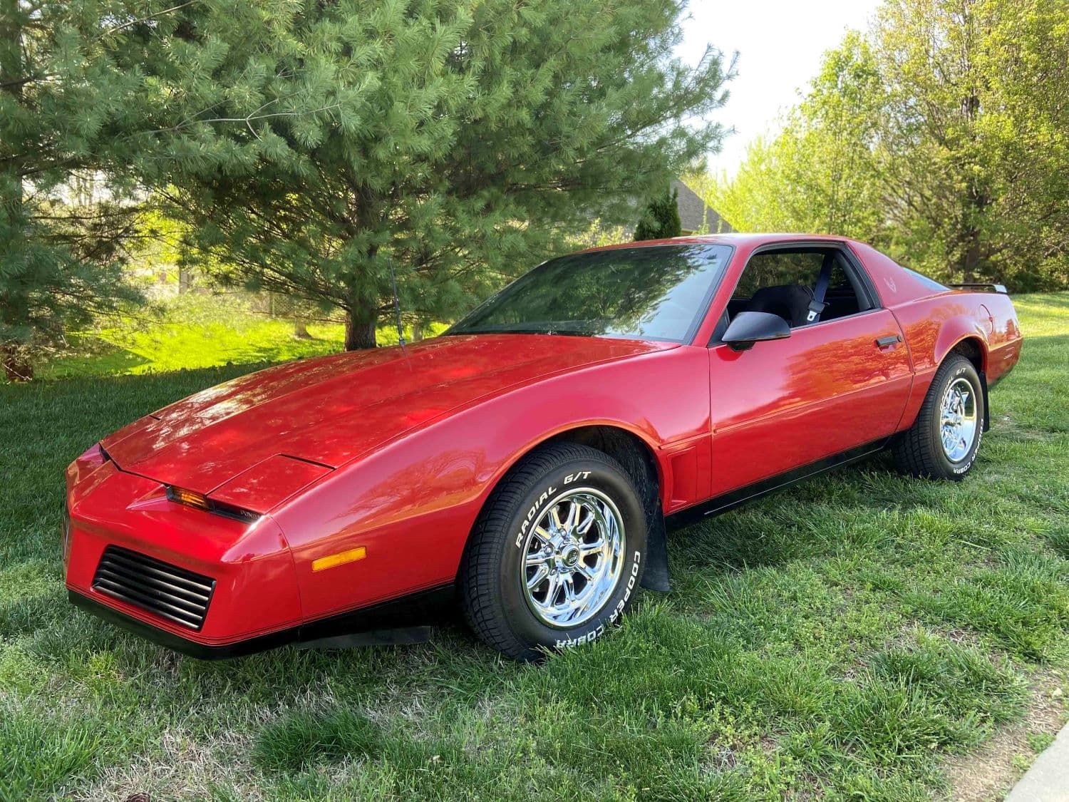 1982 Pontiac Firebird sold for $5,250