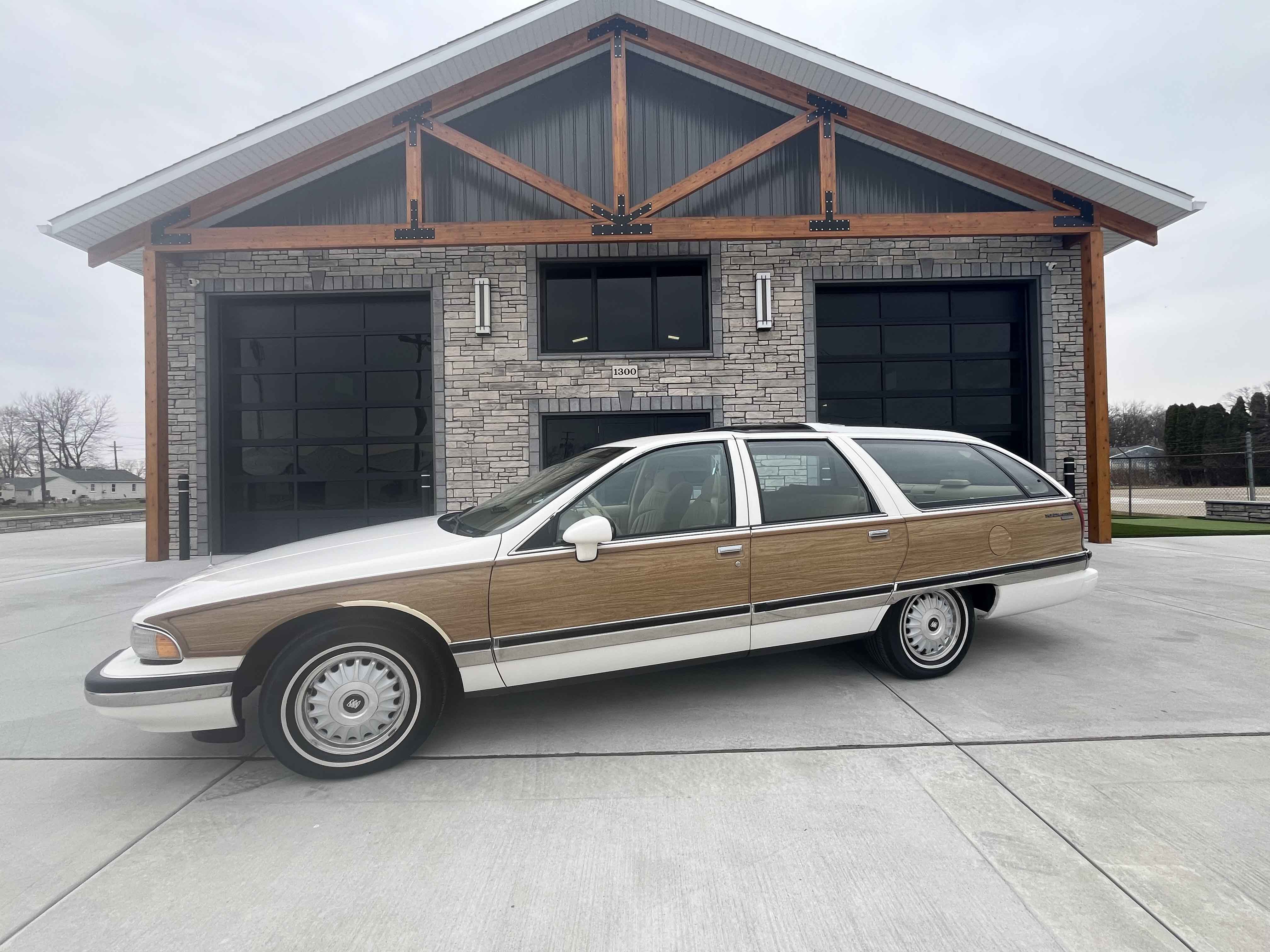 1991 Buick Roadmaster sold for $5,000
