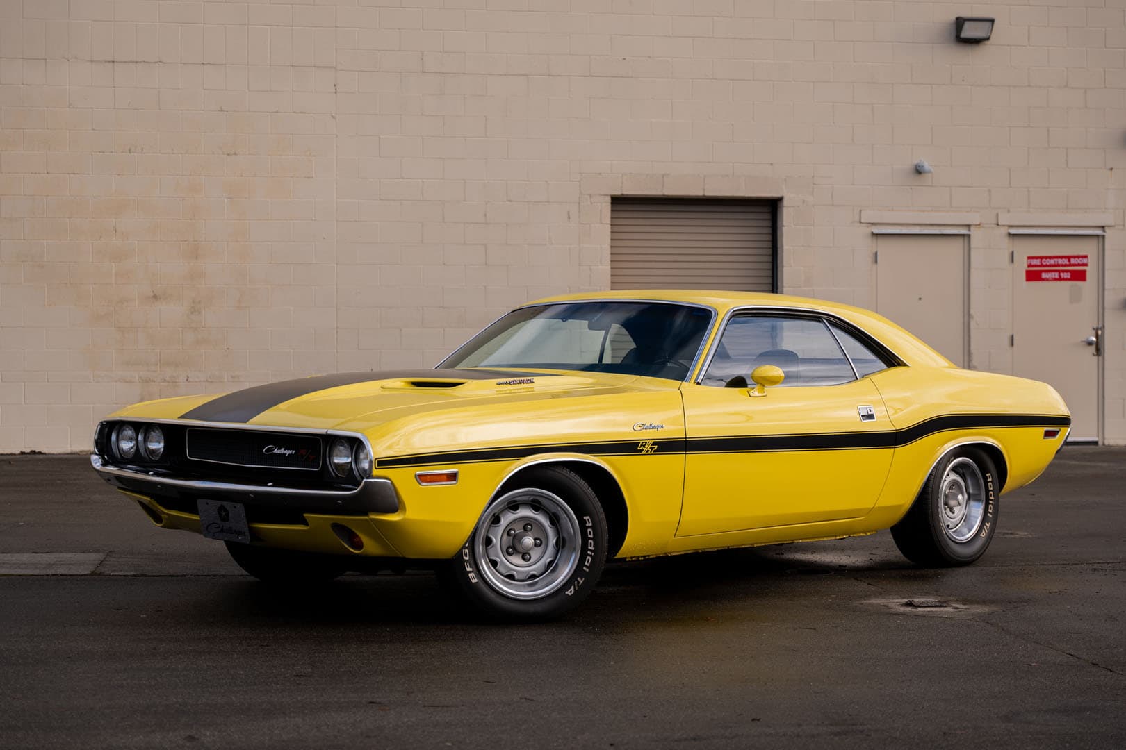 1970 Dodge Challenger sold for $44,500