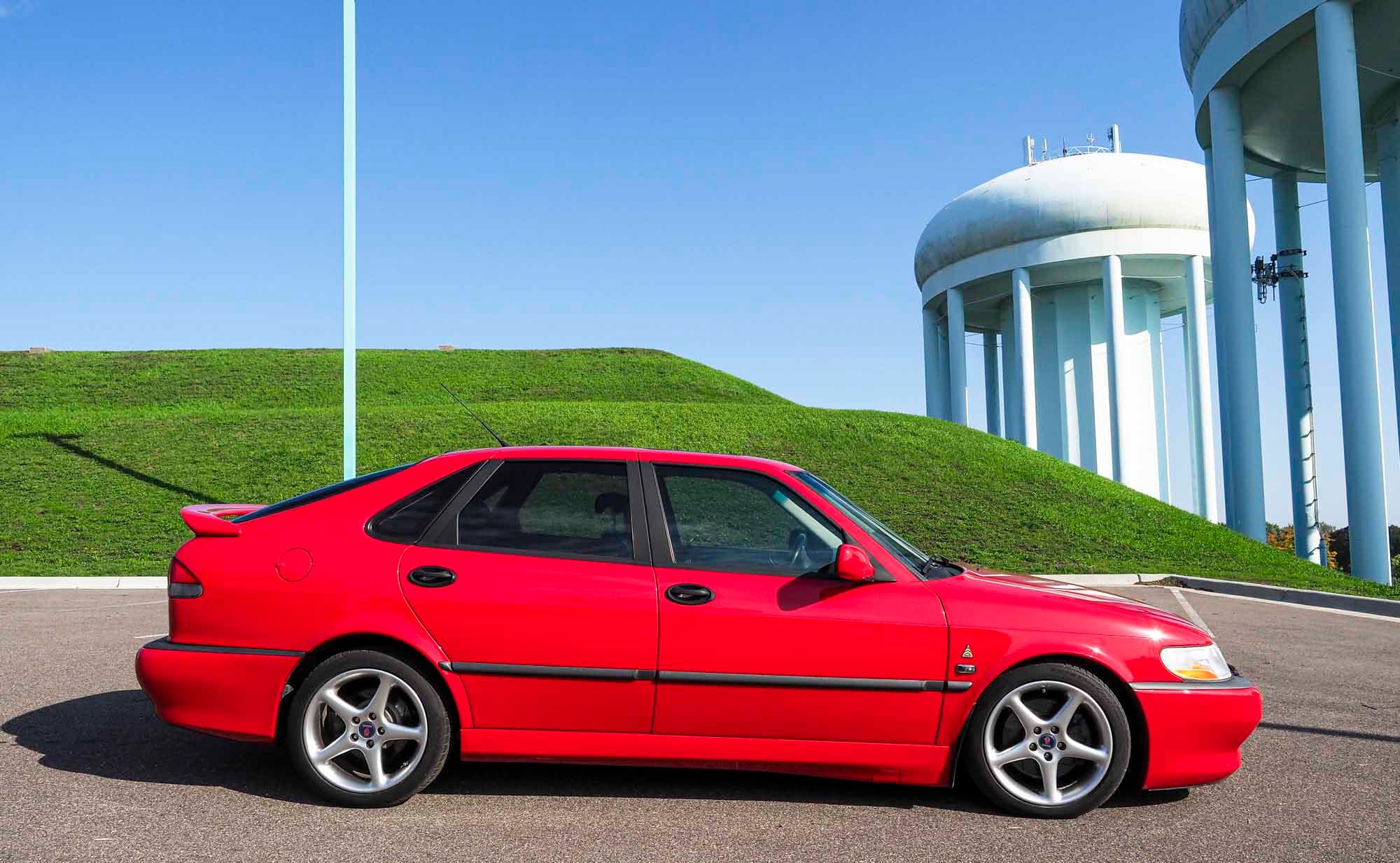 2001 Saab 9-3 sold for $8,050