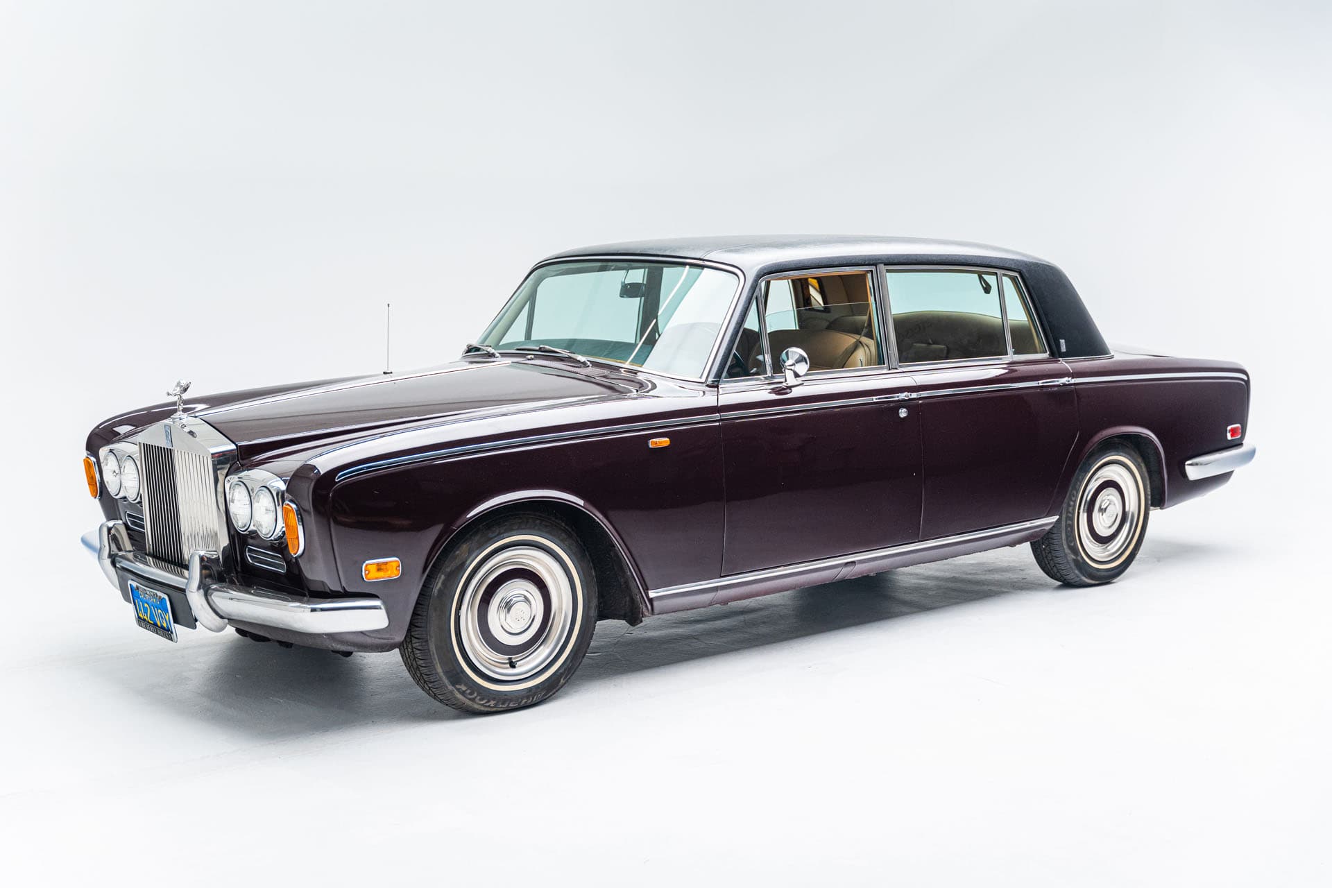1970 Rolls-Royce Silver Shadow sold for $10,000