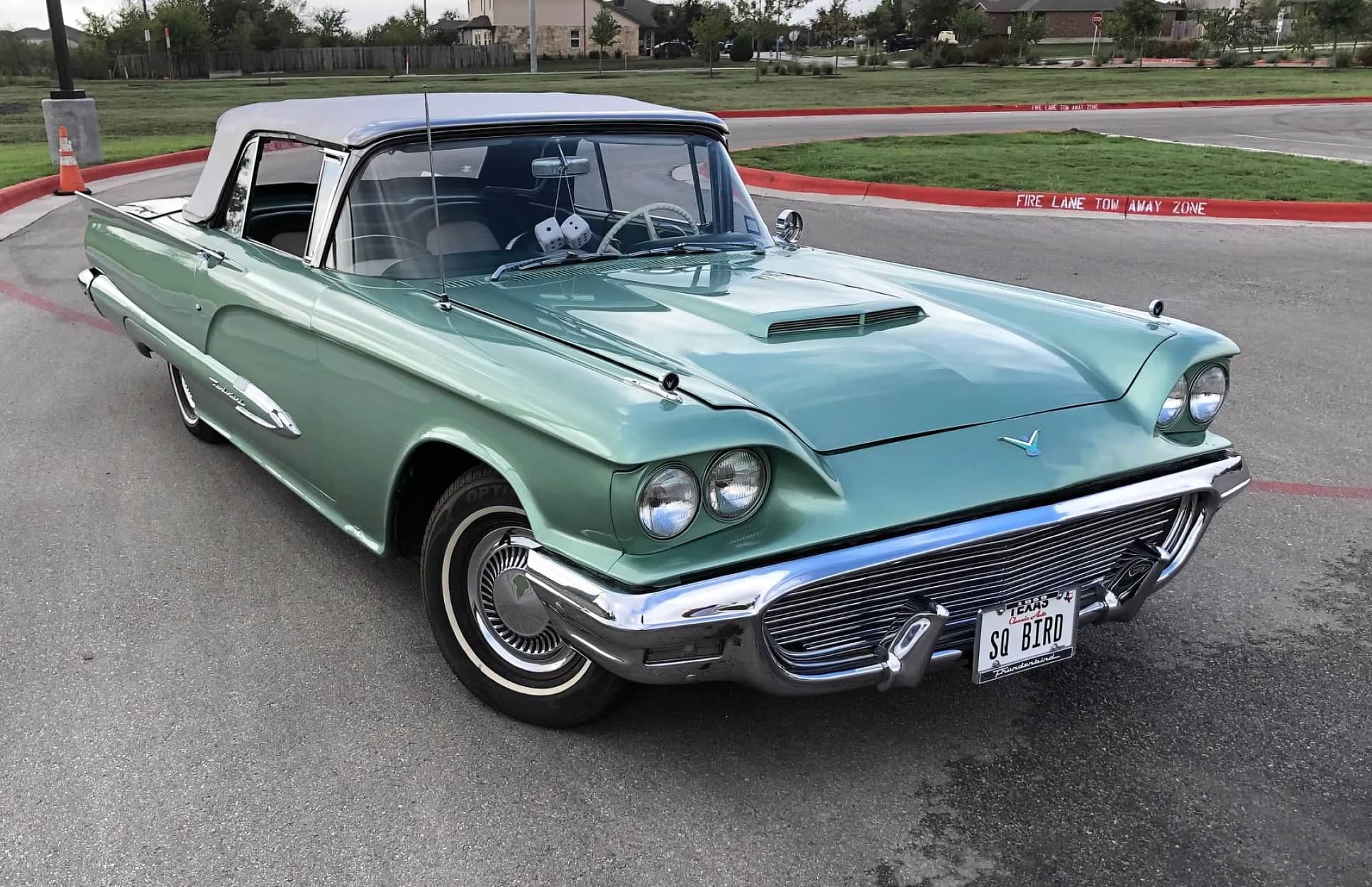 1959 Ford Thunderbird sold for $18,500