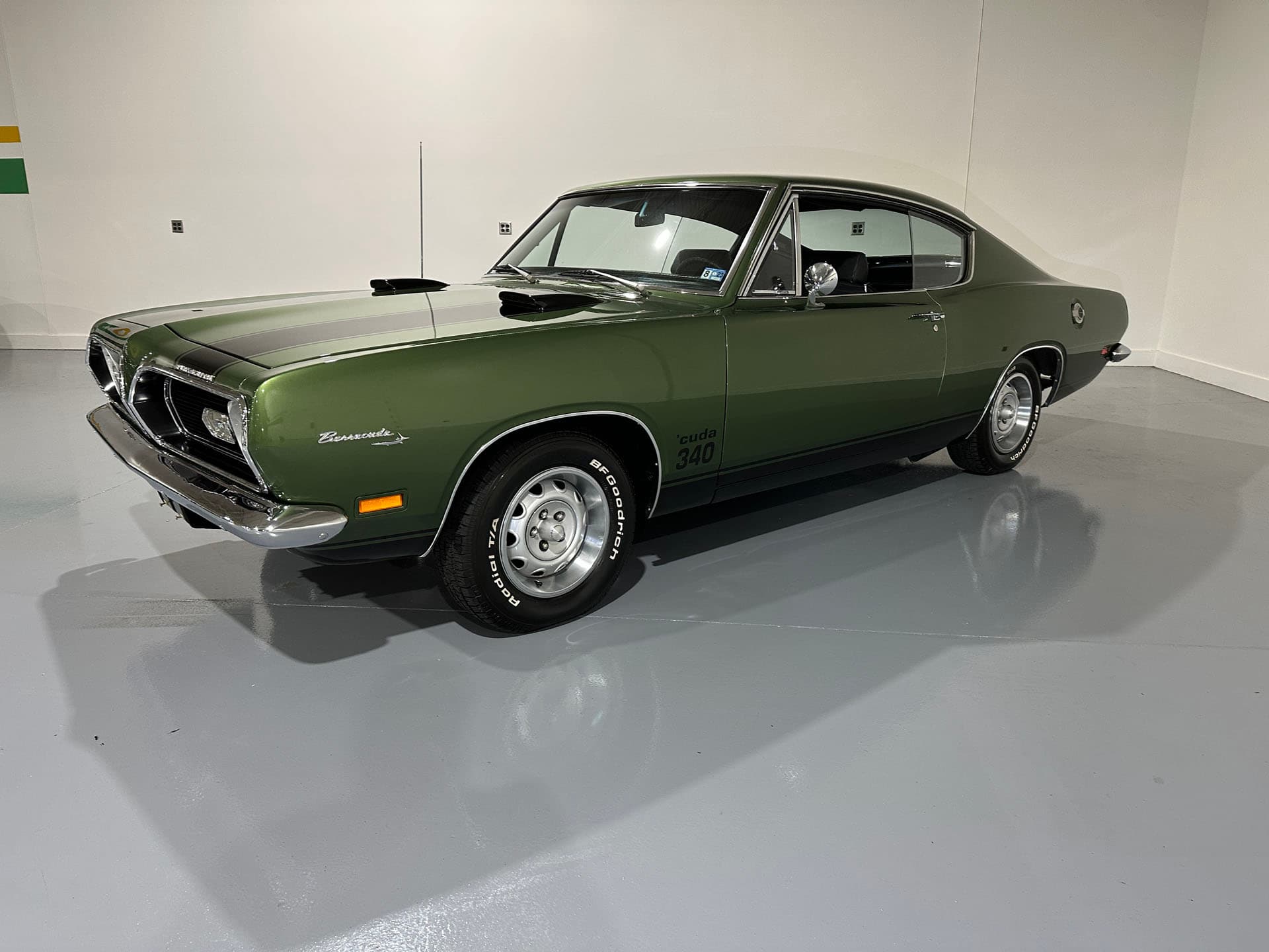 1969 Plymouth Barracuda sold for $31,000