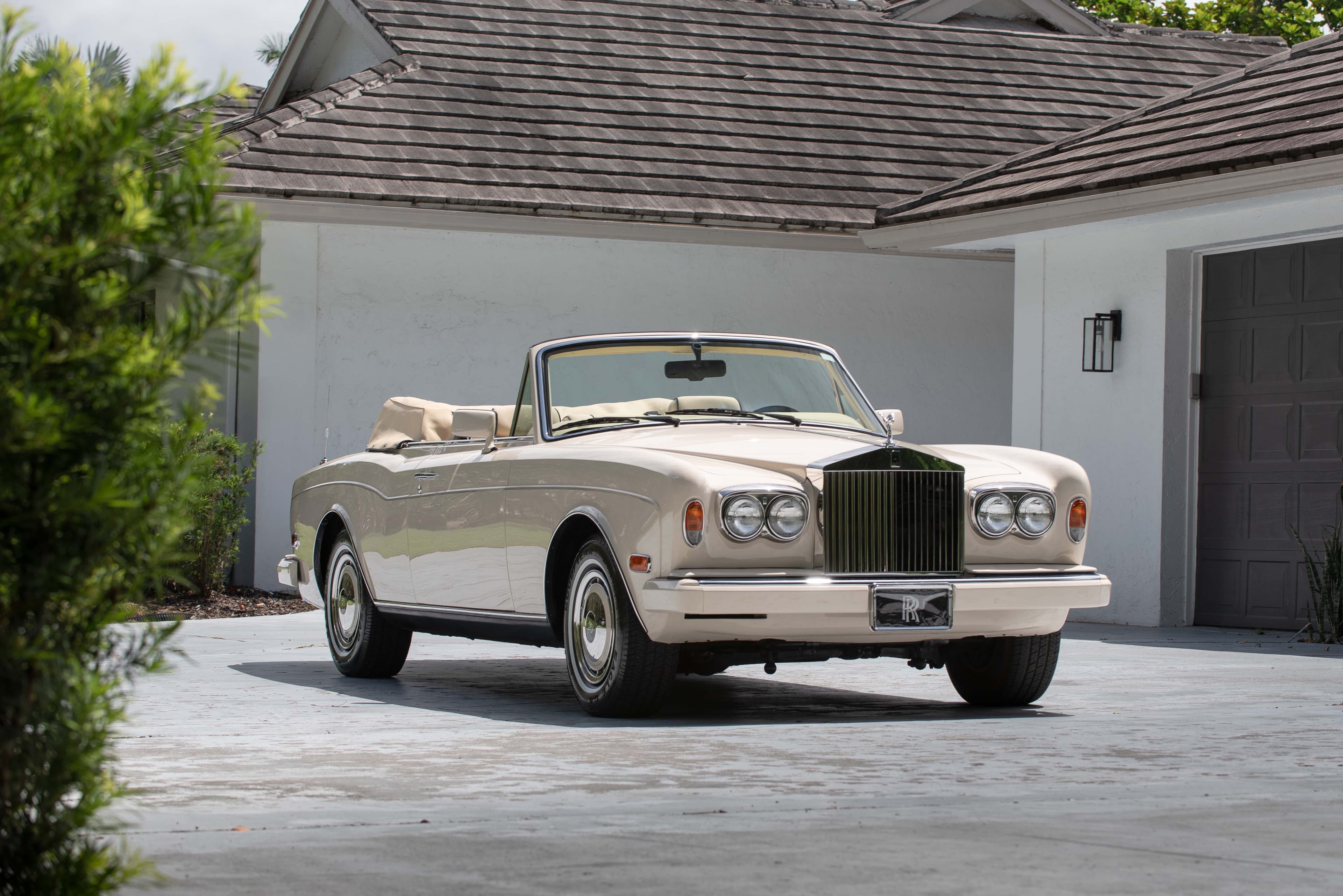 1993 Rolls-Royce Corniche sold for $110,500
