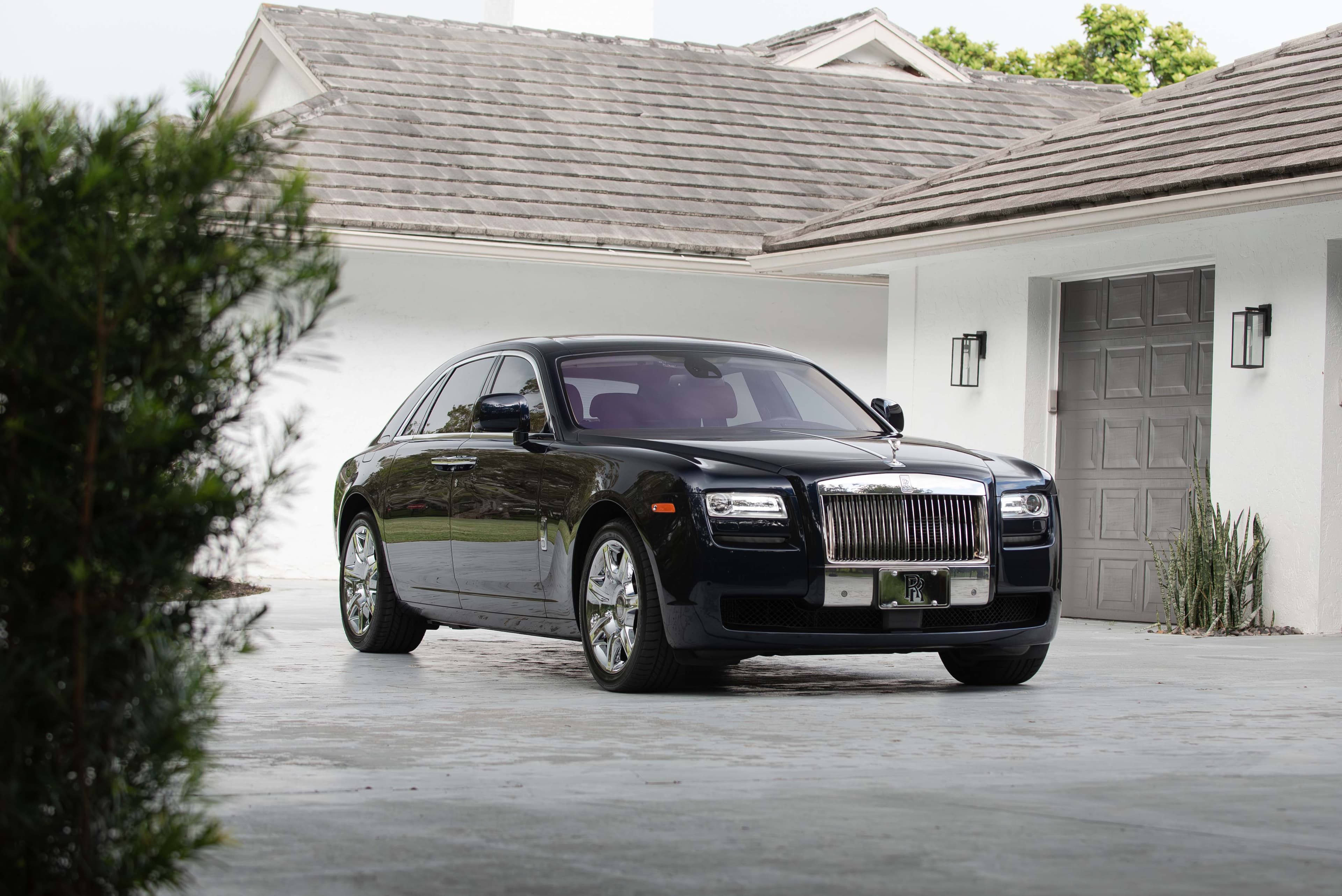 2011 Rolls-Royce Ghost sold for $97,500