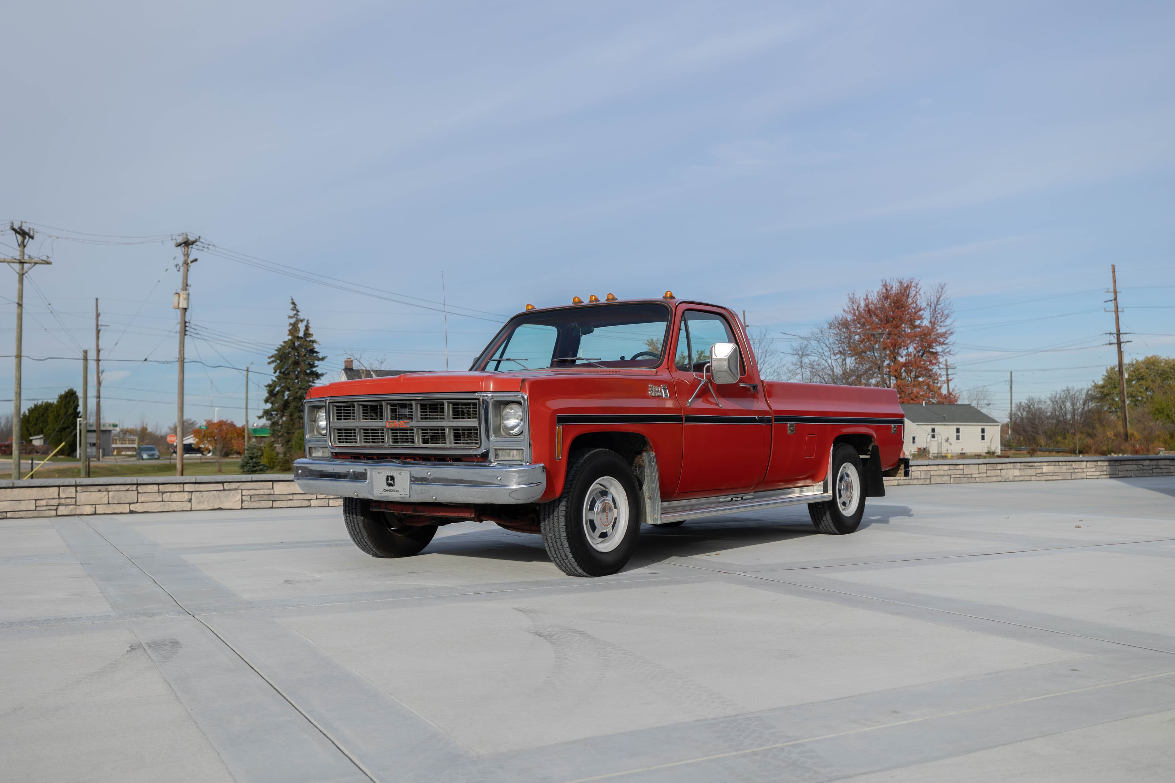 1979 GMC Sierra Grande 25 Pickup sold for $8,000