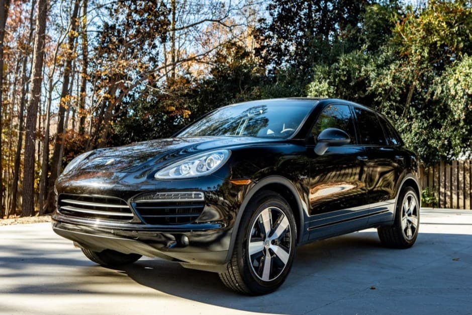 2014 Porsche 958 Cayenne (2011-2018) sold for $20,500