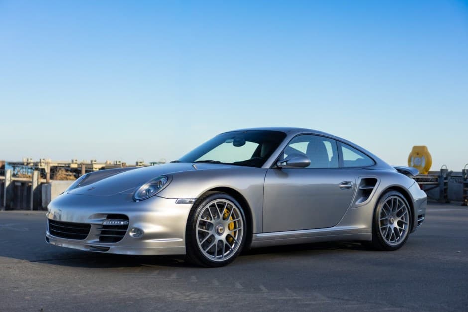 2013 Porsche 997 911 Turbo sold for $84,000