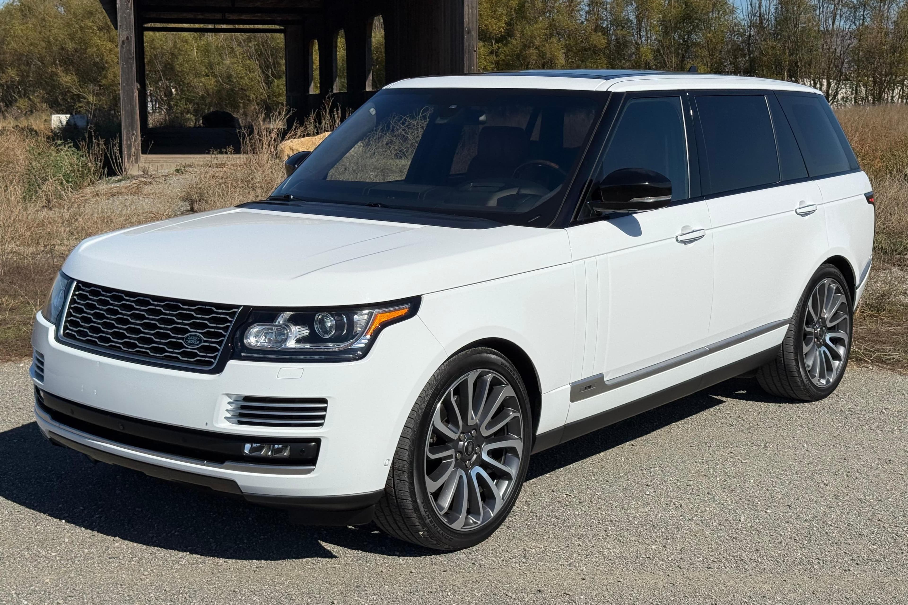 2016 Land Rover Range Rover sold for $17,250
