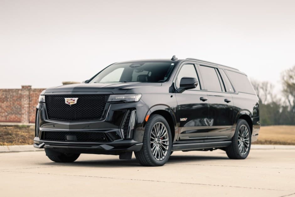 2023 Cadillac Escalade T1XL (2021-) sold for $81,500
