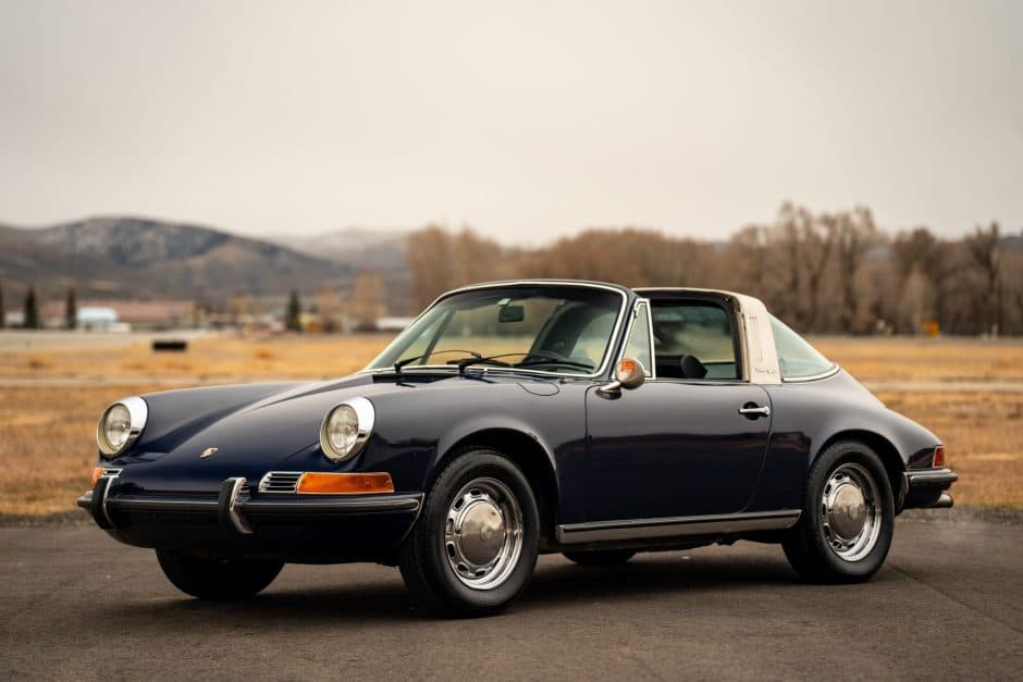 1971 Porsche LWB 911T (1969-1973) sold for $78,500