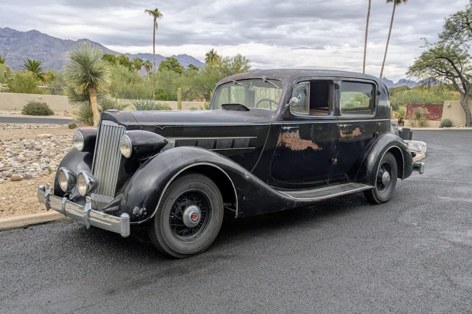 1936 Packard Eight sold for $14,000