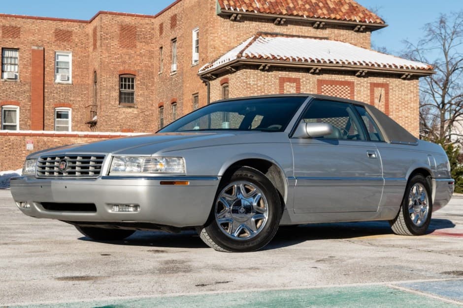 2001 Cadillac Eldorado (1992-2002) sold for $6,600