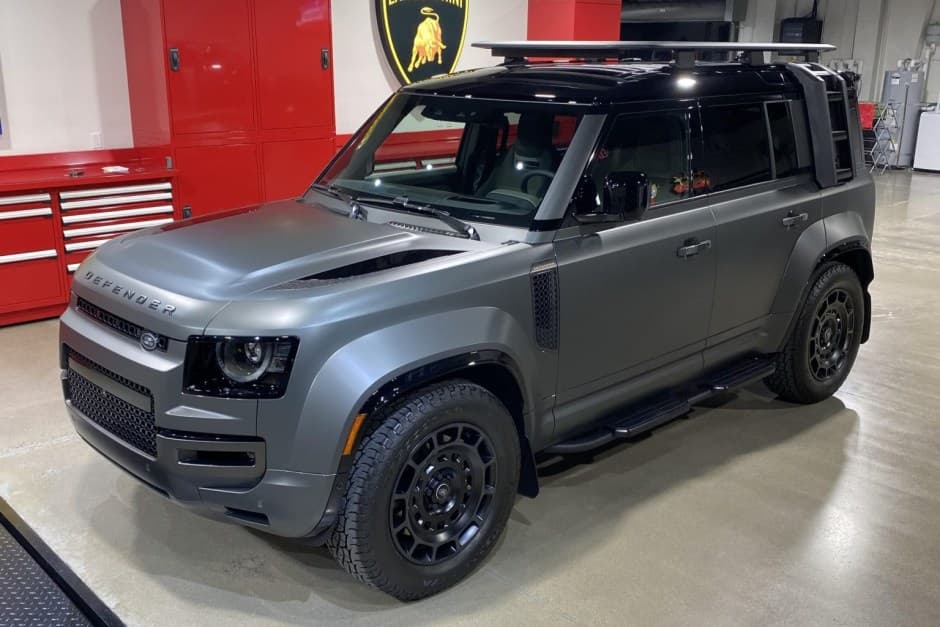 2025 Land Rover Defender L663 sold for $145,000