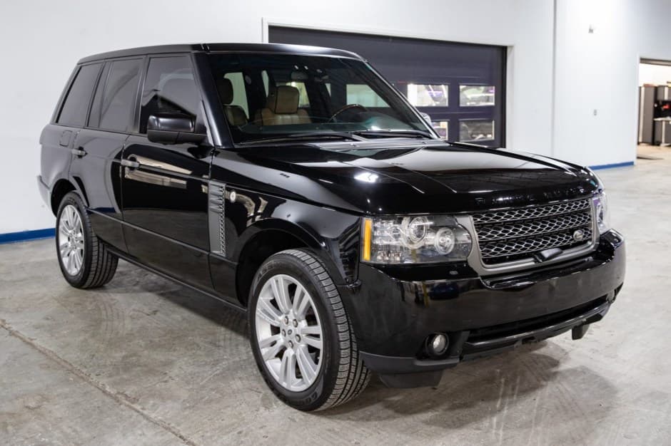 2011 Land Rover Range Rover L322 sold for $27,000