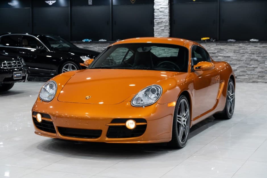 2007 Porsche 987 Cayman sold for $51,000