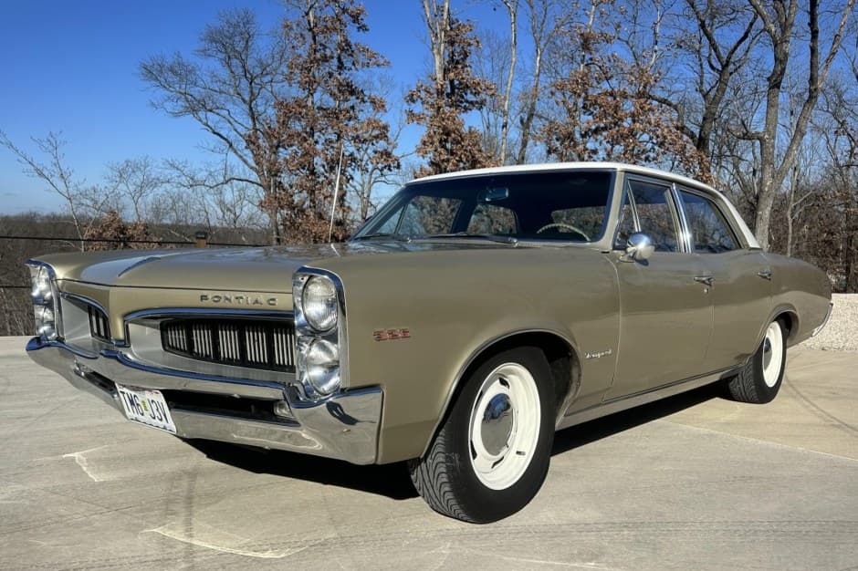 1967 Pontiac Tempest / LeMans sold for $8,501