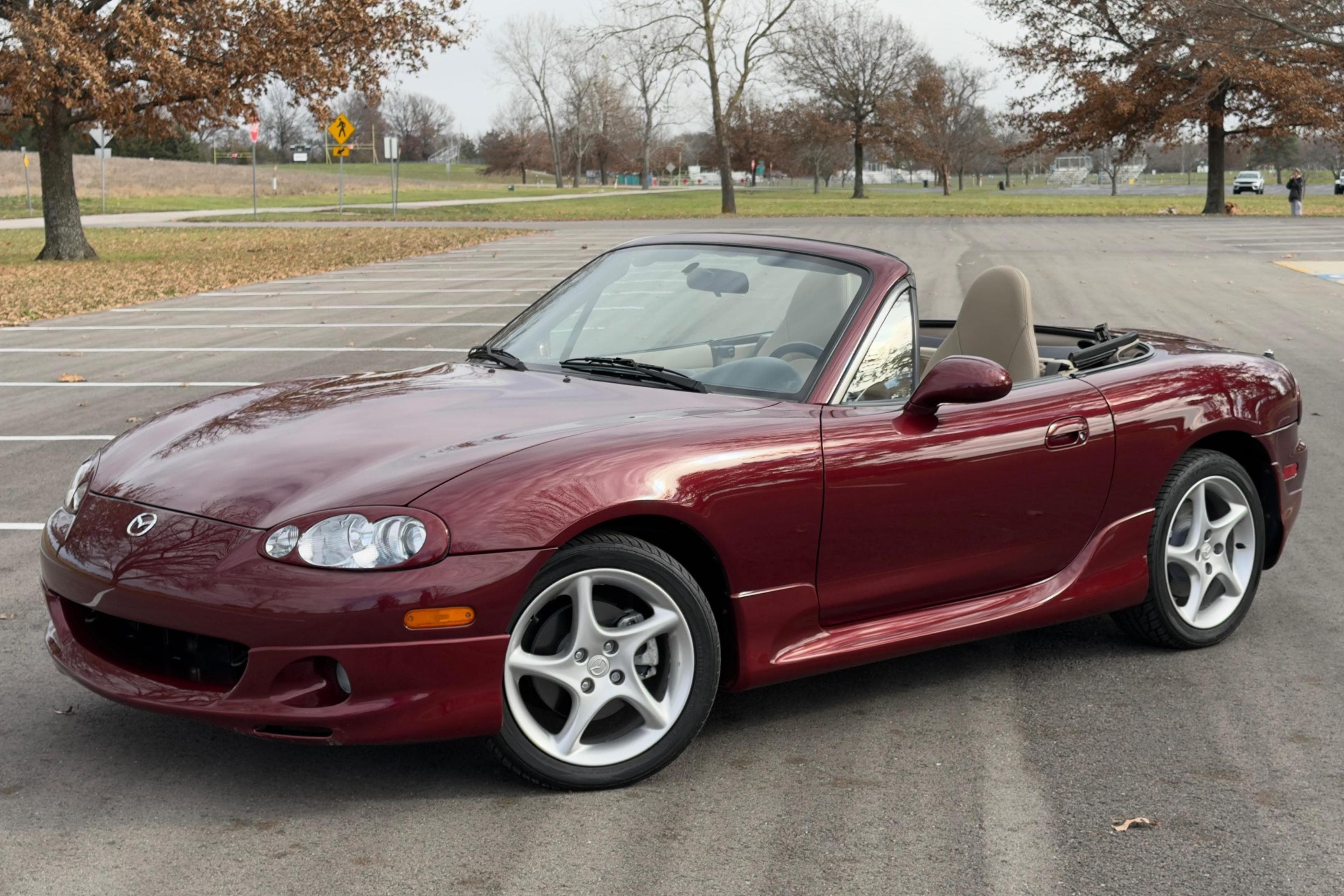 2003 Mazda NB Miata sold for $13,300