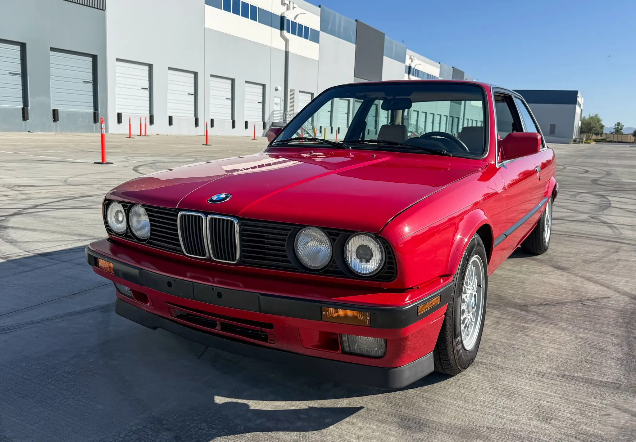 1988 BMW 325is sold for $6,250