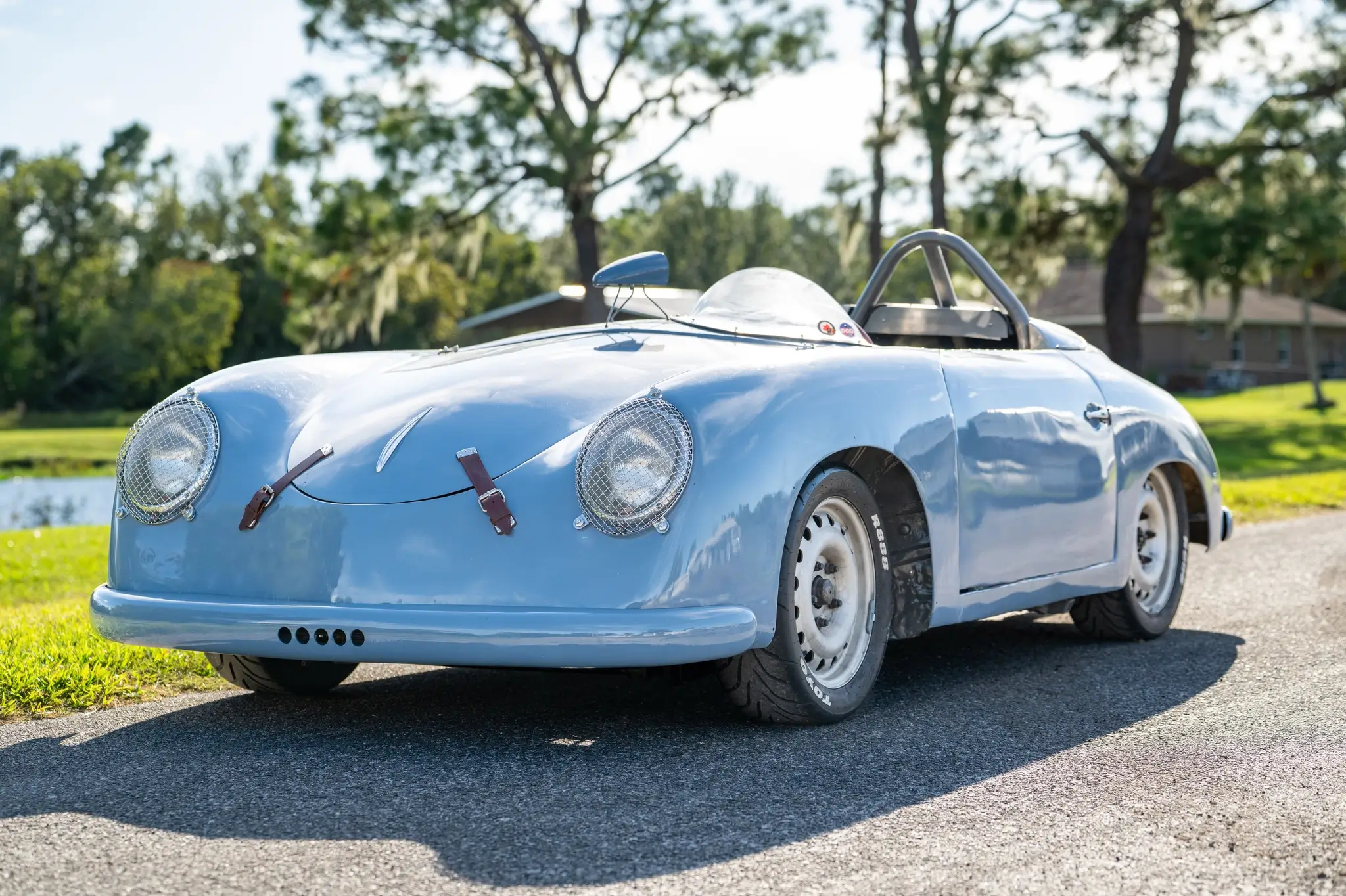 1961 Porsche 356 B Coupe sold for $38,250