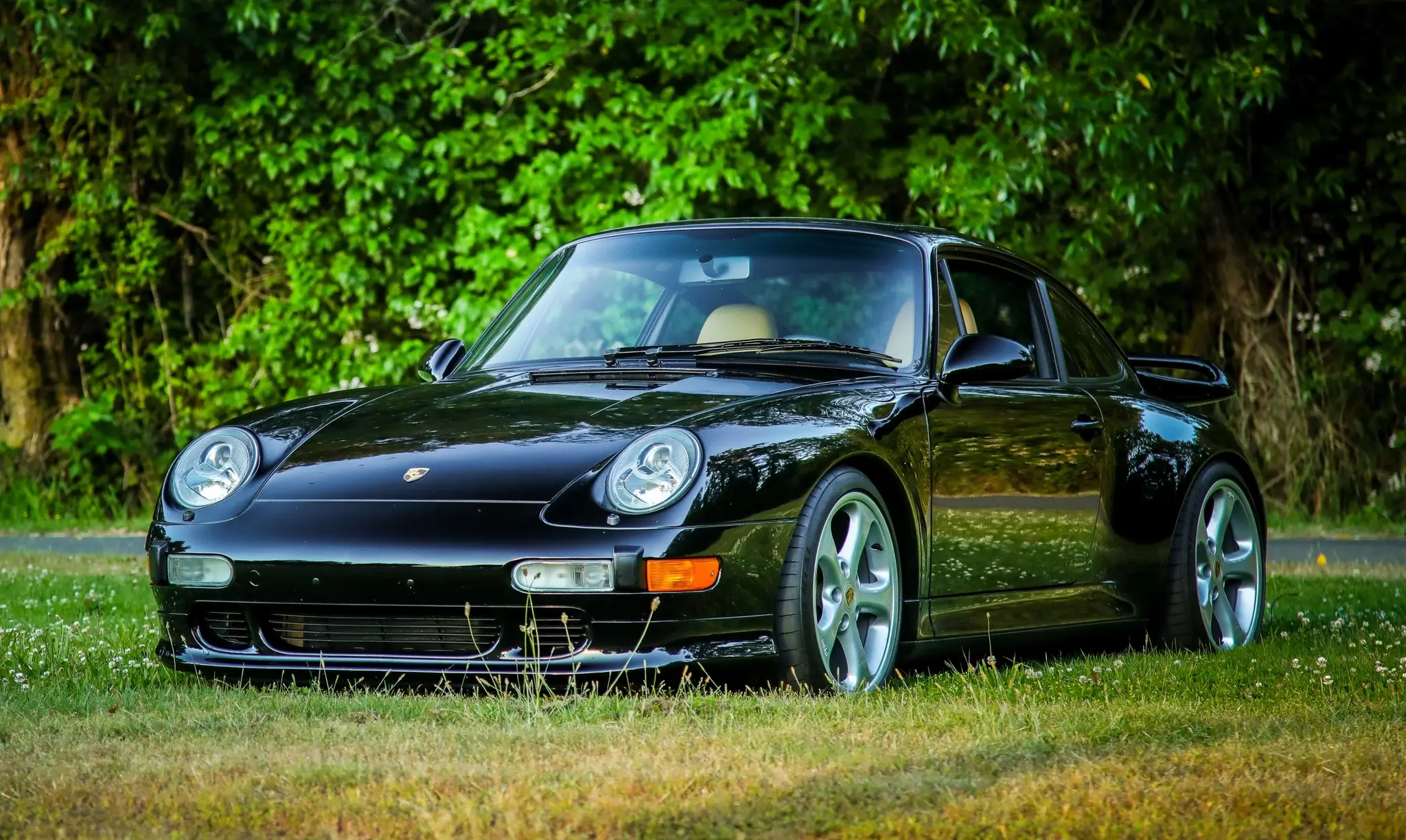 1998 Porsche 911 Carrera S sold for $182,000