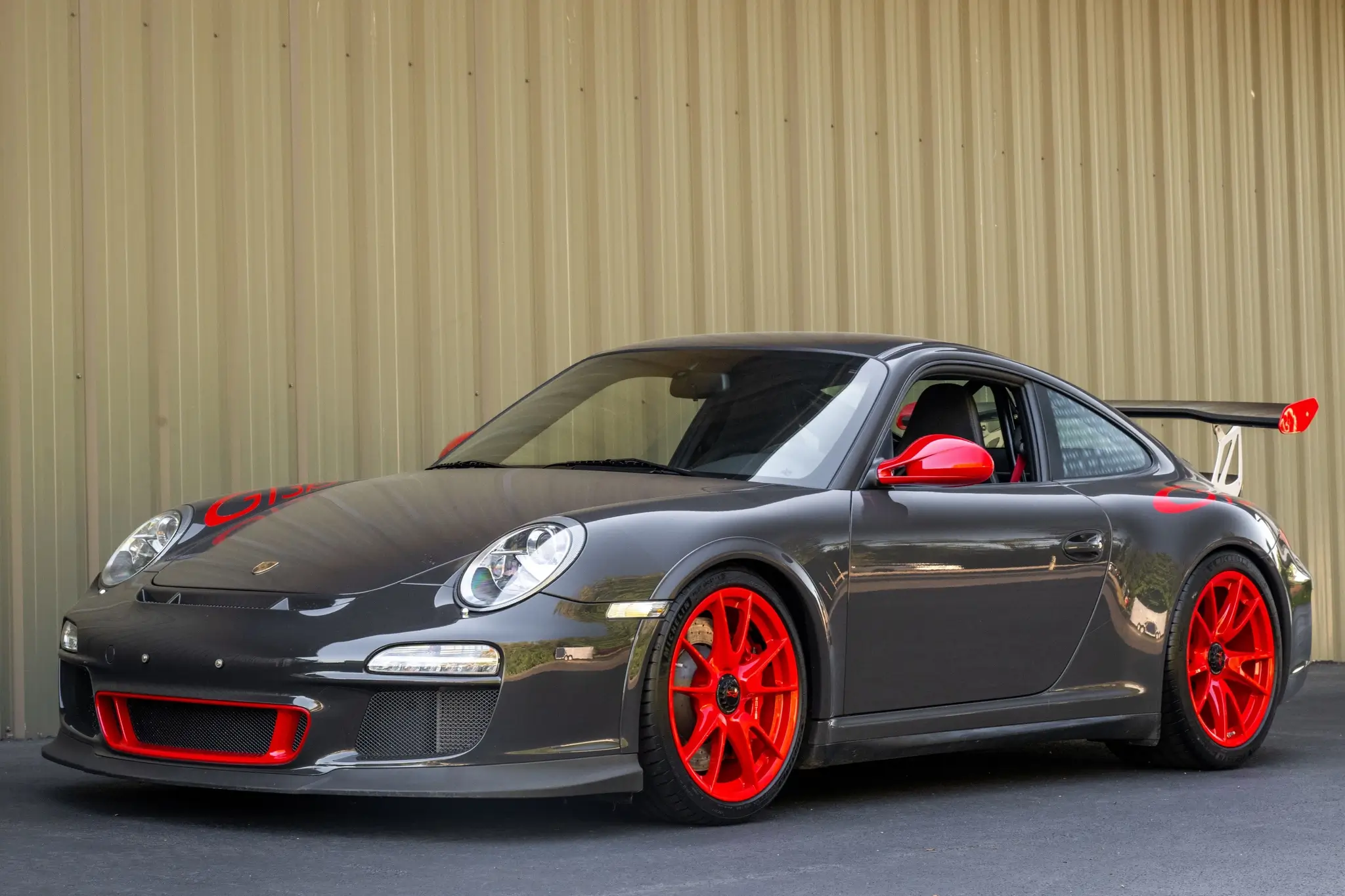 2011 Porsche GT3 RS sold for $337,250