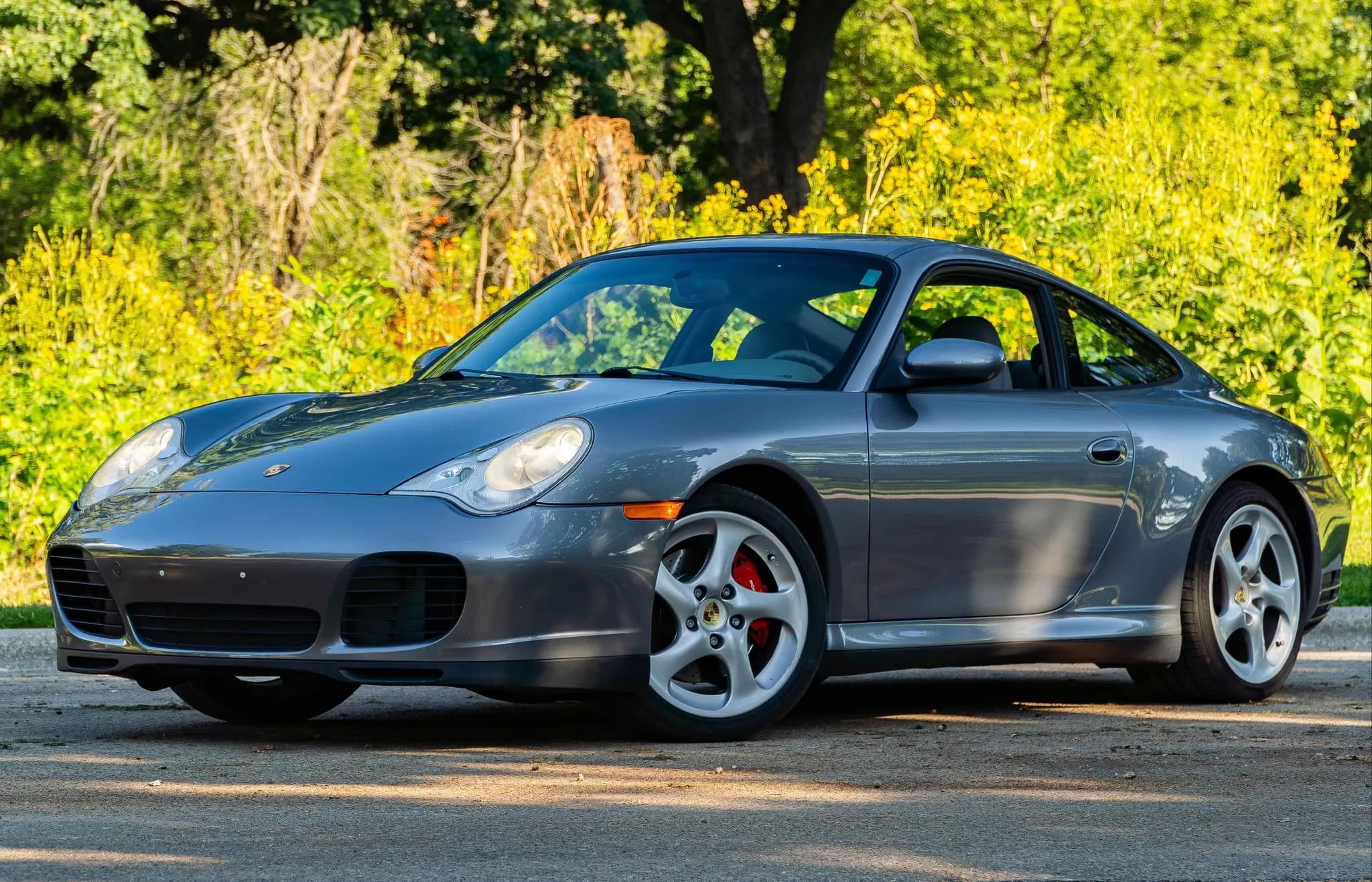 2002 Porsche 911 Carrera 4S sold for $43,250