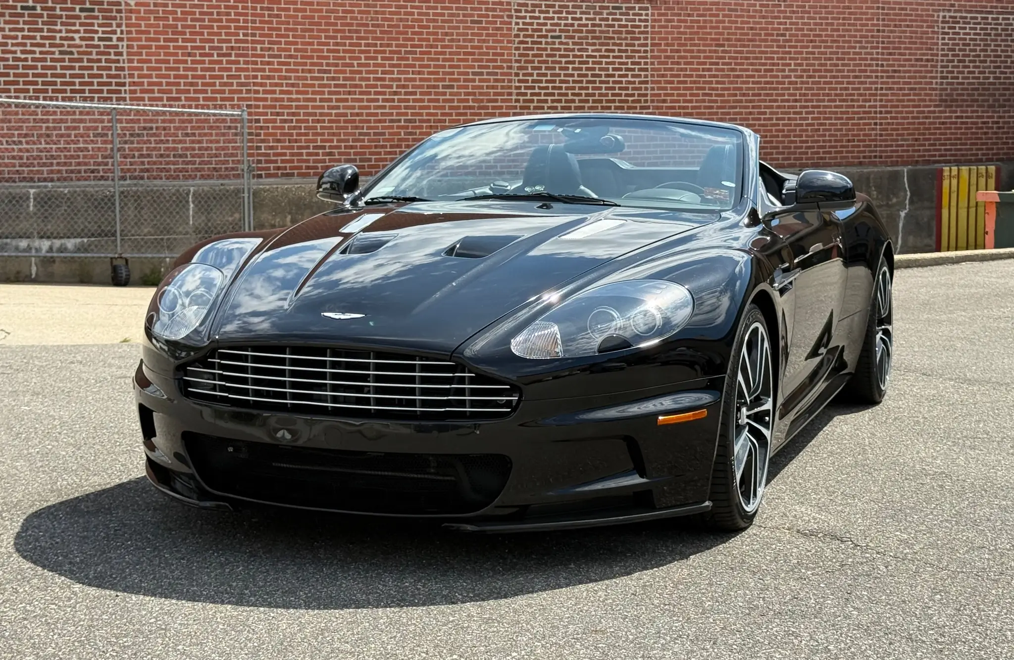 2011 Aston Martin DBS V12 Volante sold for $52,500