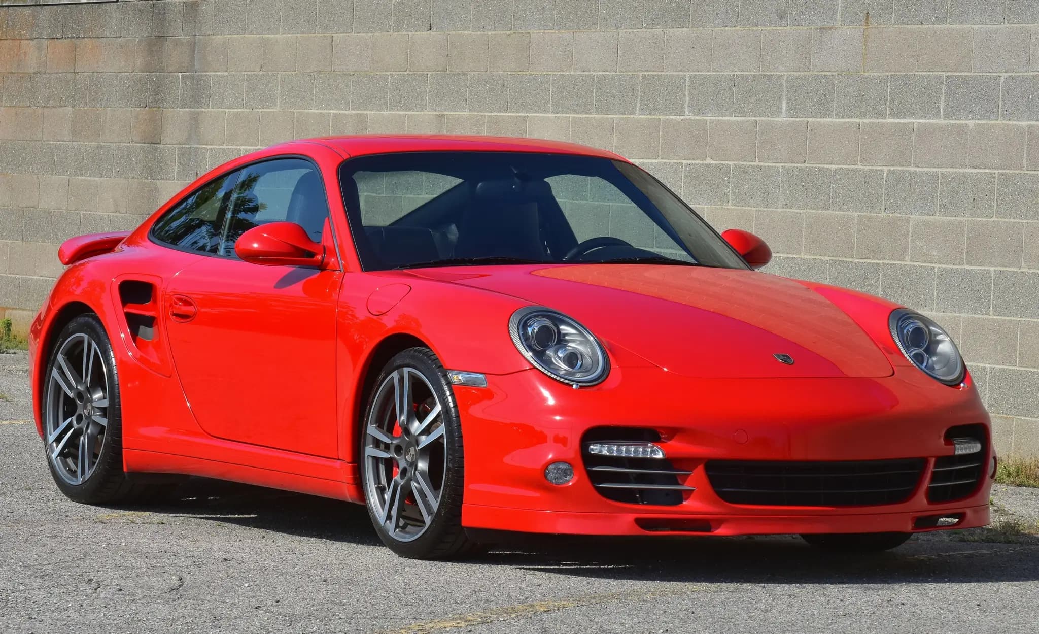 2012 Porsche 911 Turbo sold for $132,500