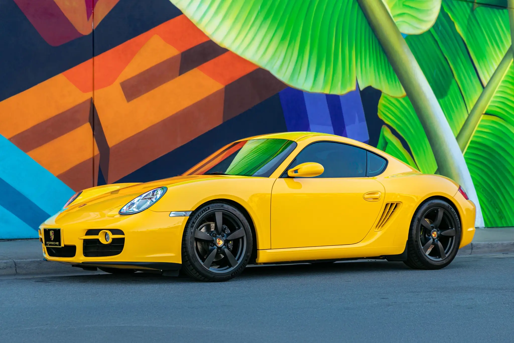 2008 Porsche Cayman sold for $30,250