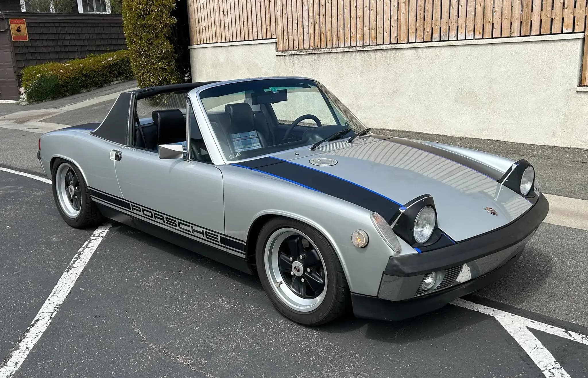 1972 Porsche 914 sold for $43,000