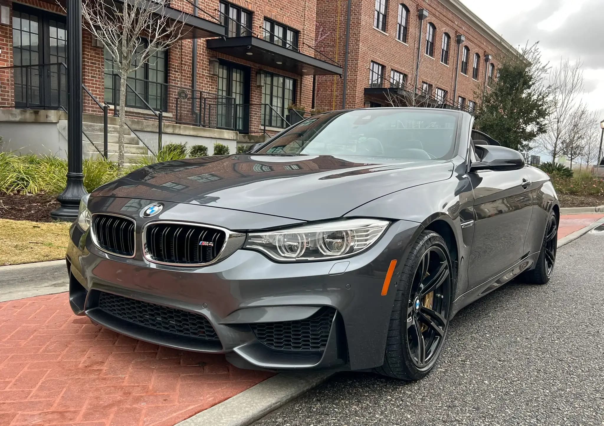 2017 BMW M4 Convertible sold for $32,000