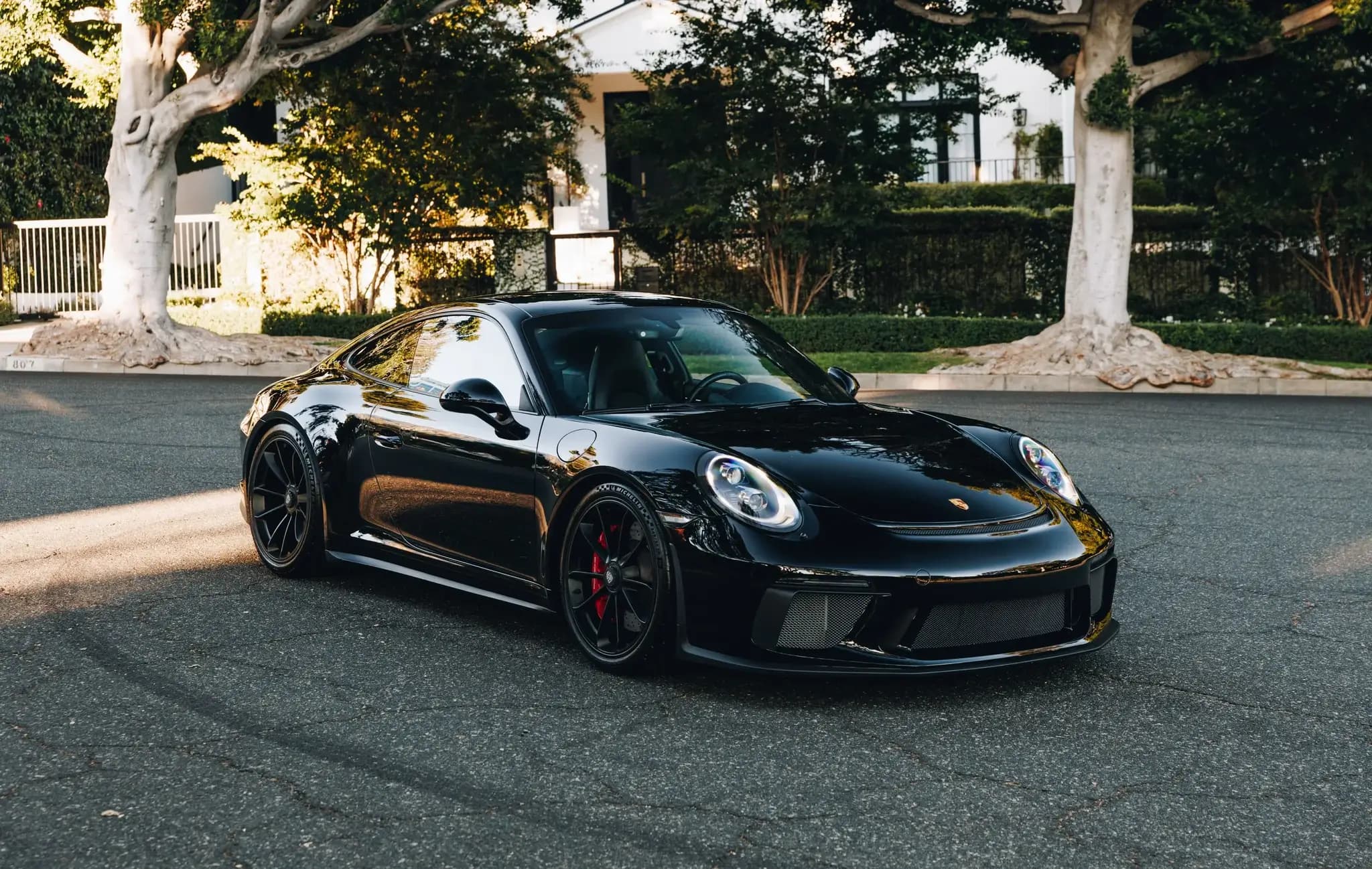 2018 Porsche 911 GT3 Touring sold for $207,000
