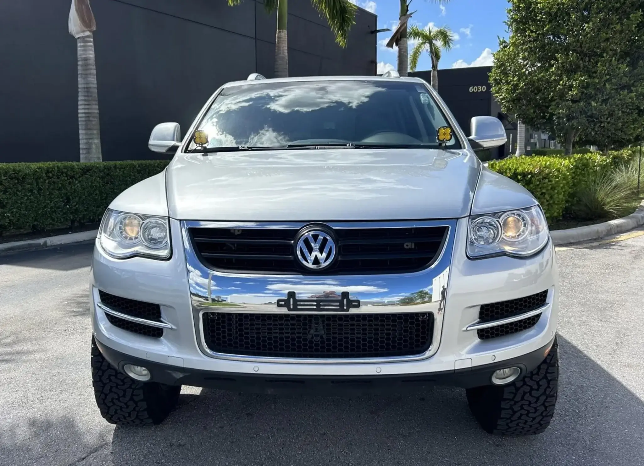 2008 Volkswagen Touareg sold for $5,000