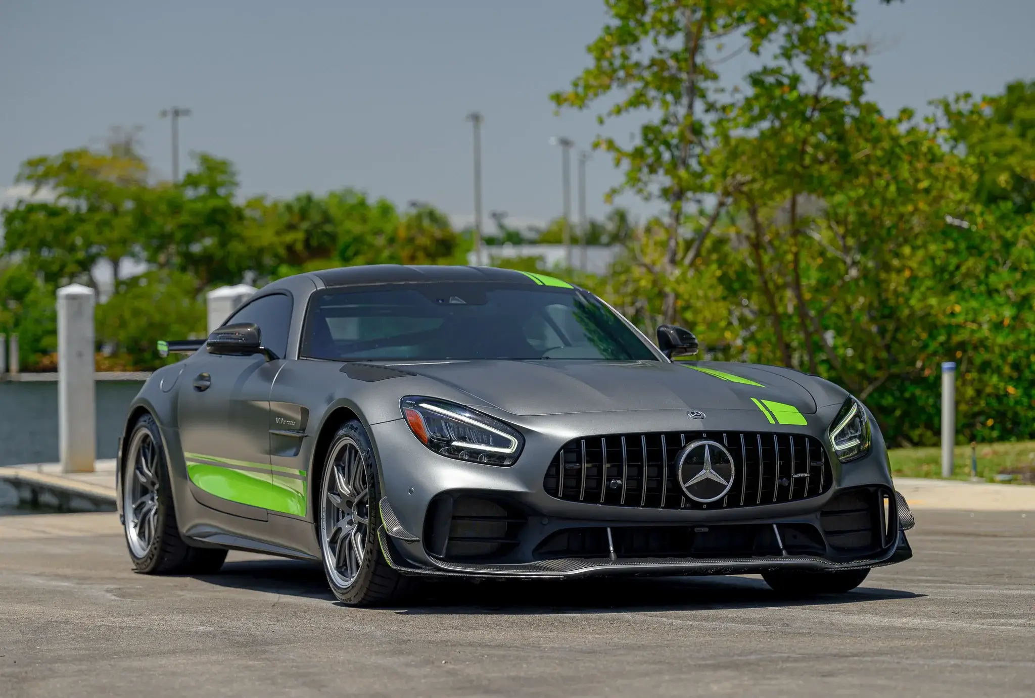 2020 Mercedes-Benz AMG GT R Coupe sold for $150,000