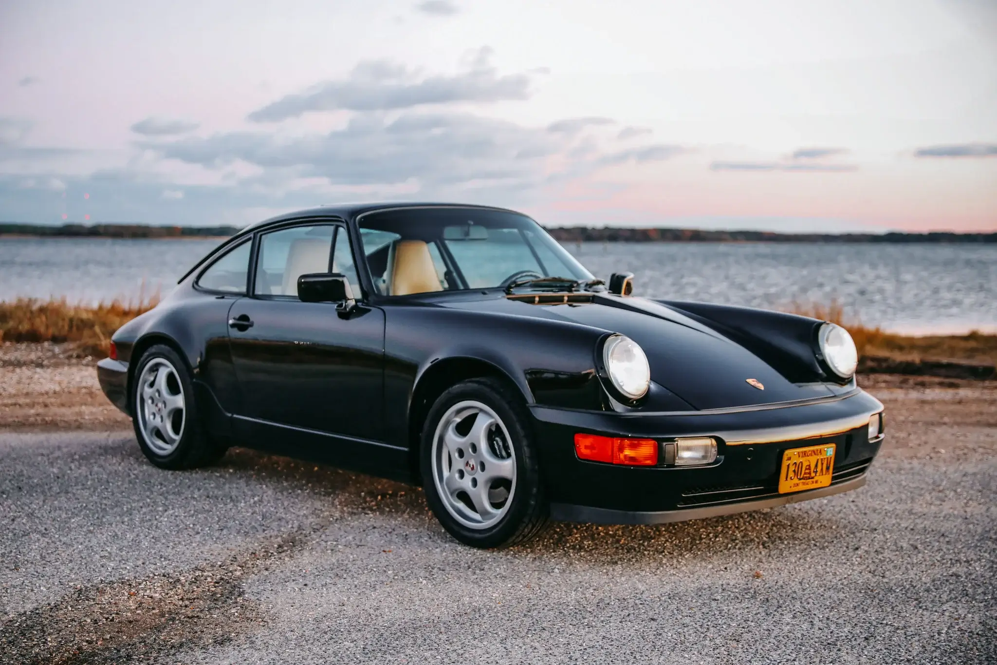 1990 Porsche 911 Carrera 2 sold for $96,400