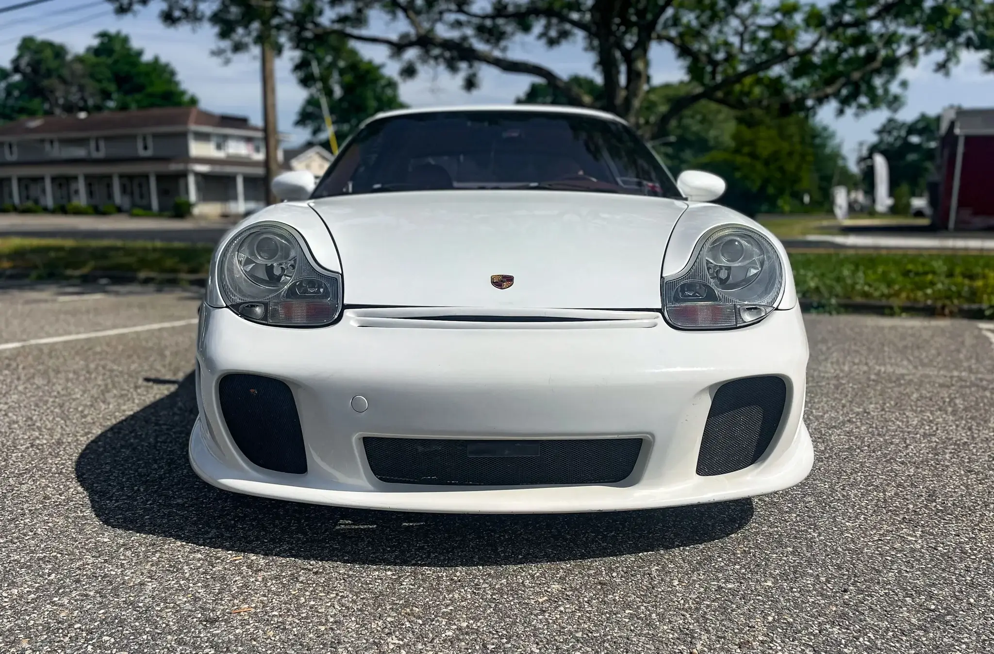 2001 Porsche 911 Carrera sold for $16,496